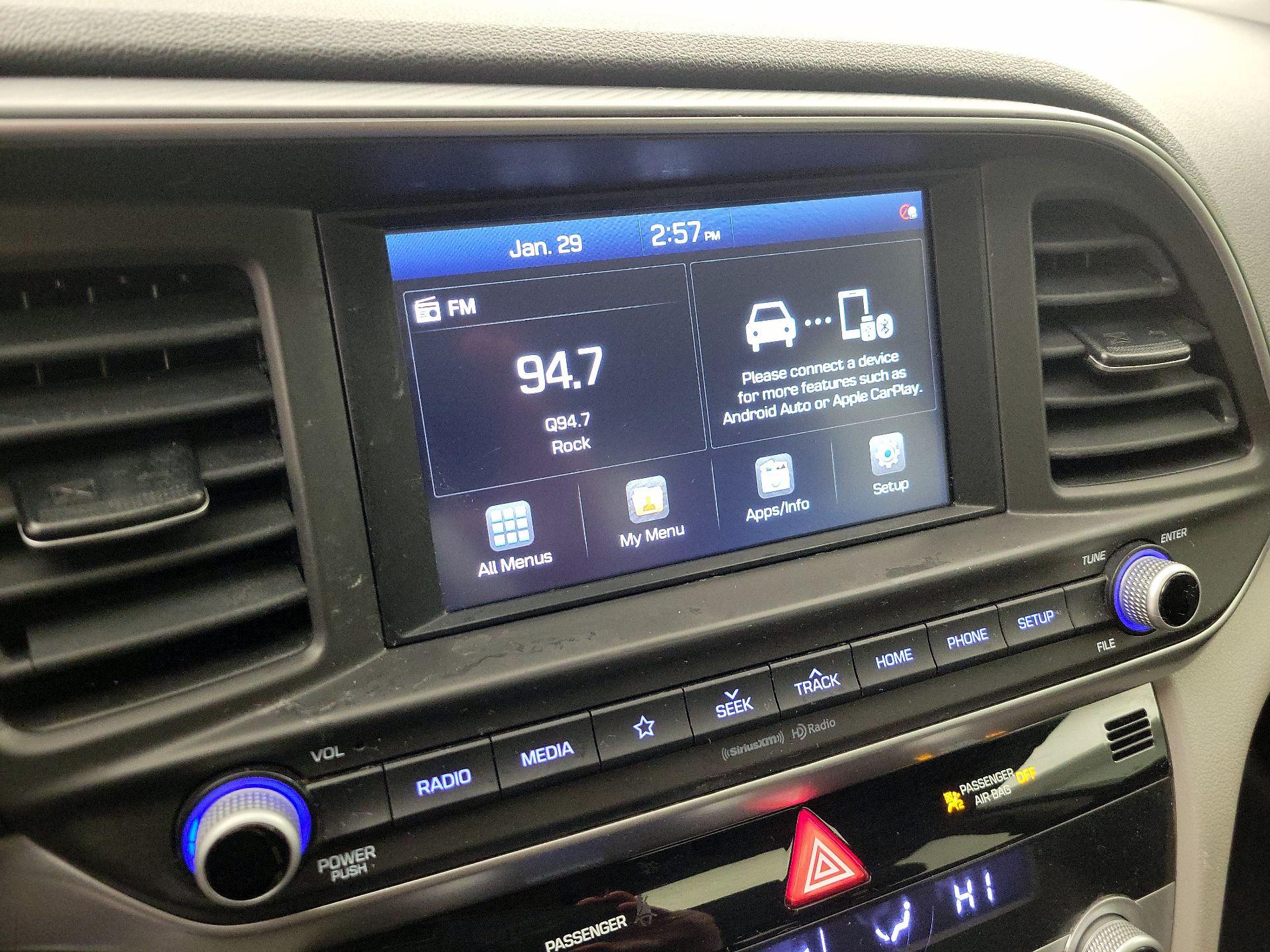 Thumbnail: 2020 Hyundai Elantra - 15