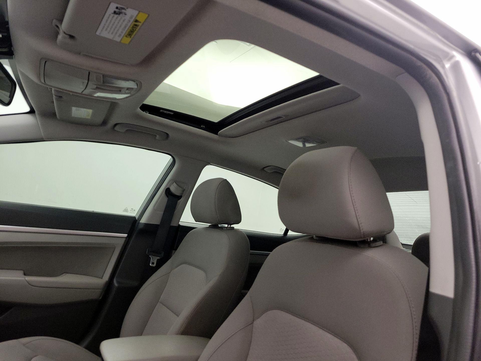 Thumbnail: 2020 Hyundai Elantra - 19