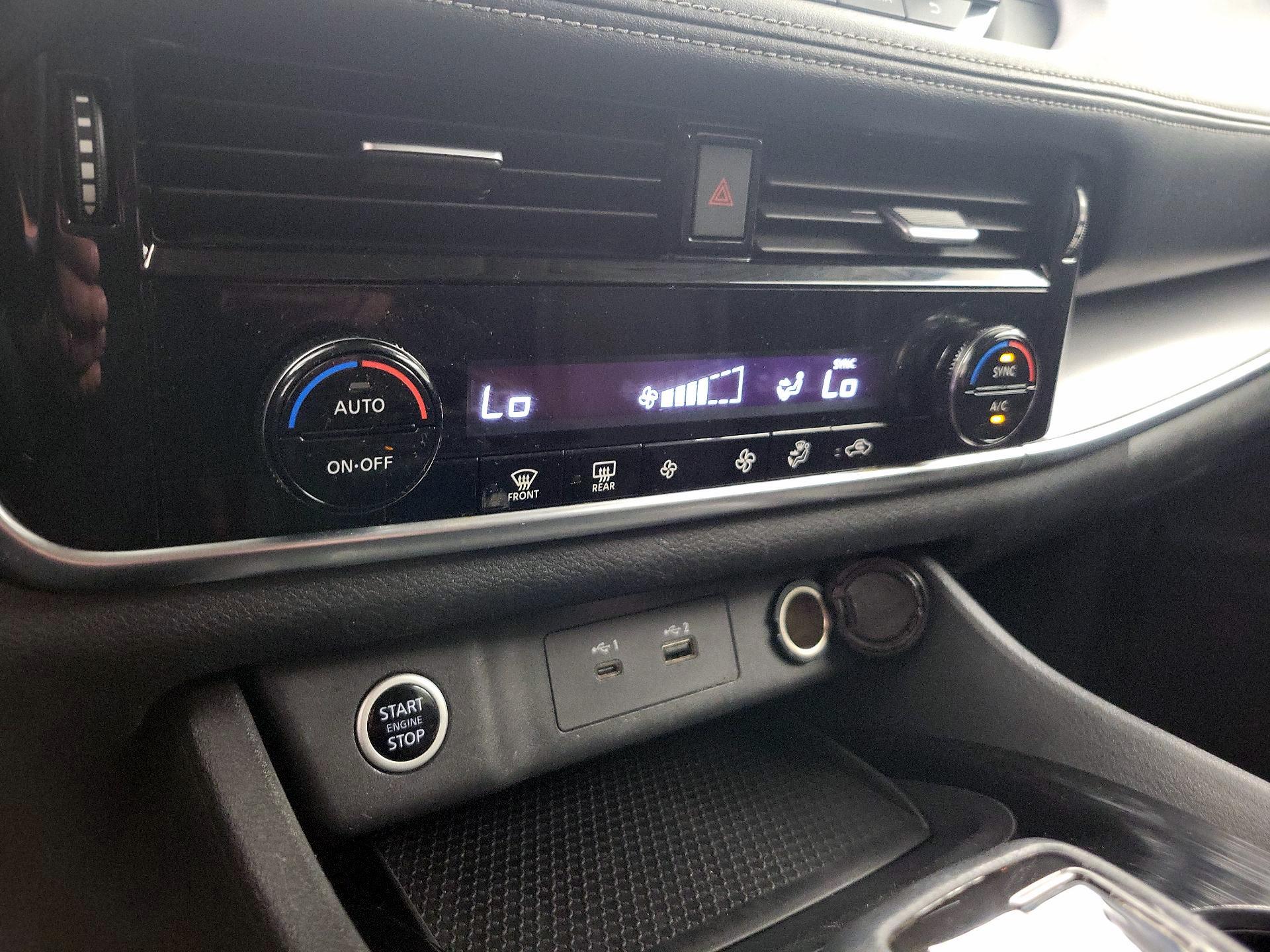 Thumbnail: 2021 Nissan Rogue - 16