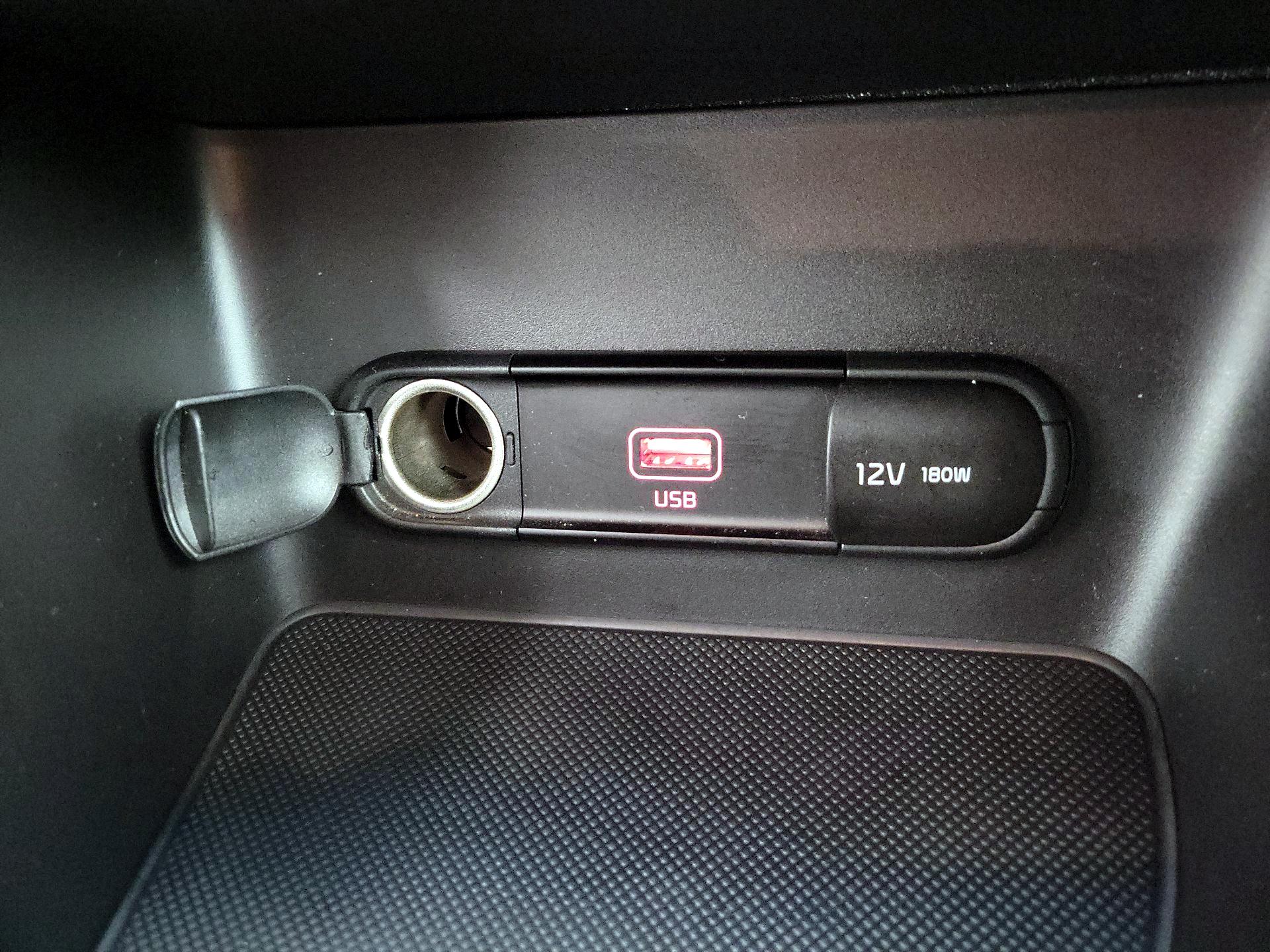 Thumbnail: 2020 Kia Sportage - 18