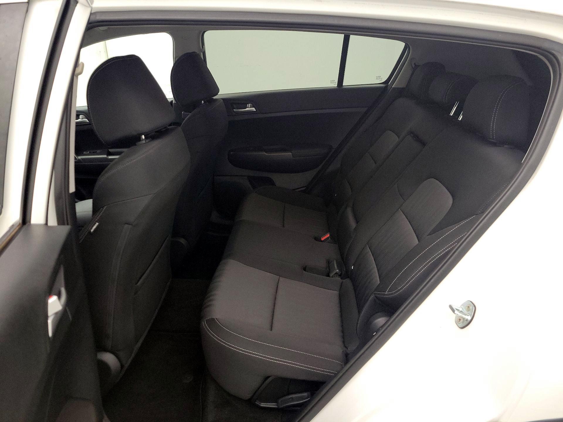 Thumbnail: 2020 Kia Sportage - 19