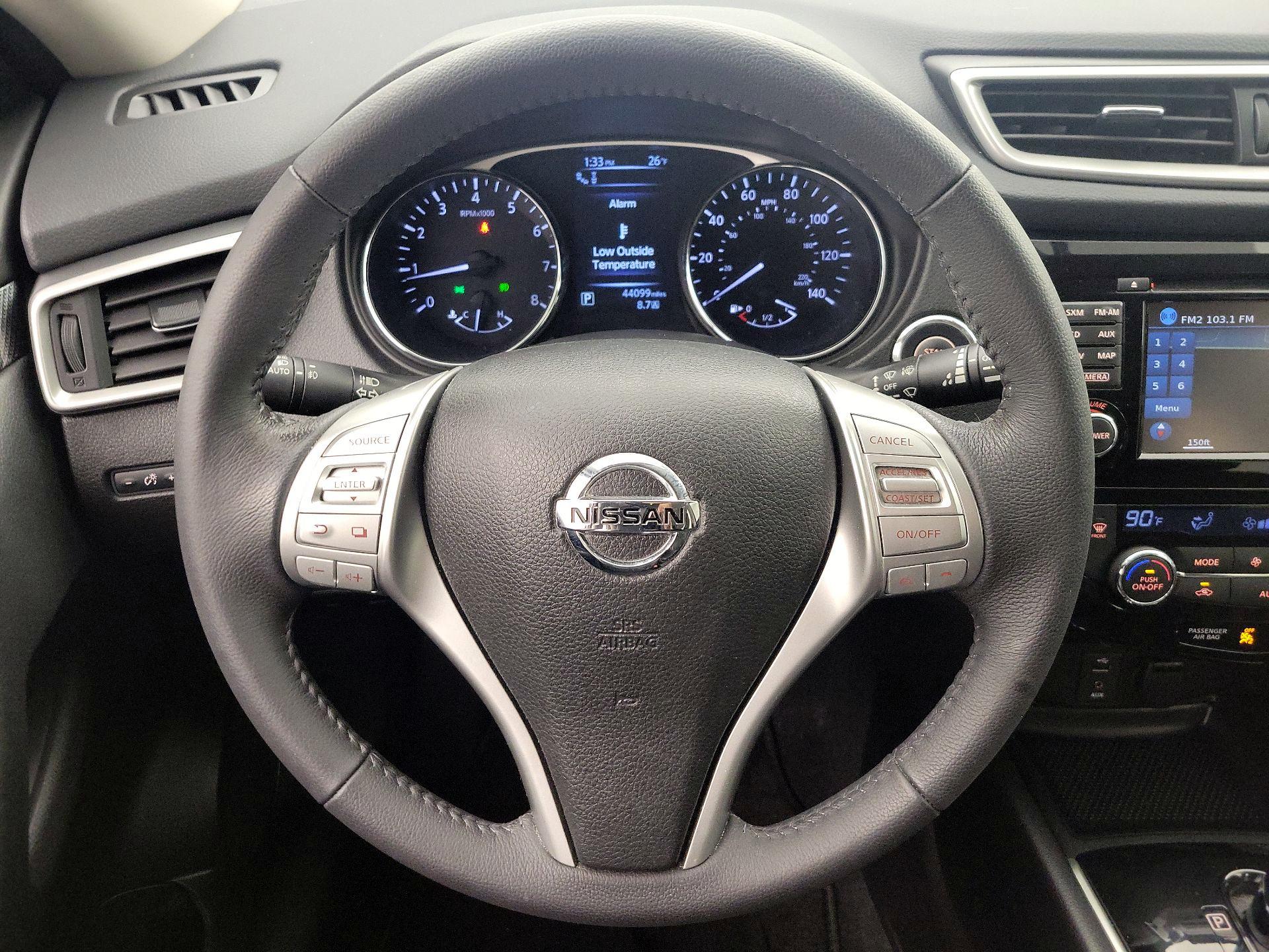 Thumbnail: 2016 Nissan Rogue - 10