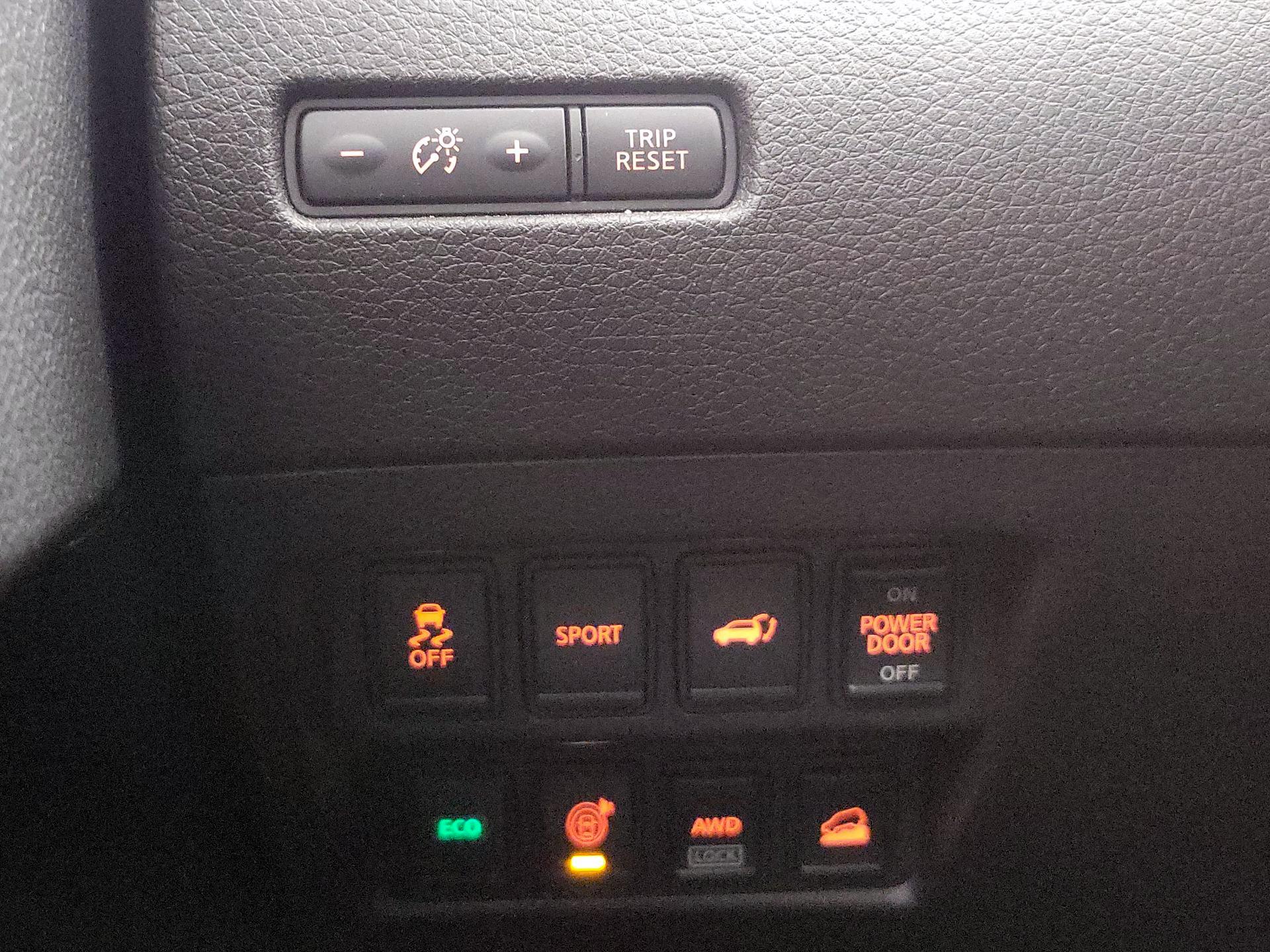 Thumbnail: 2016 Nissan Rogue - 13