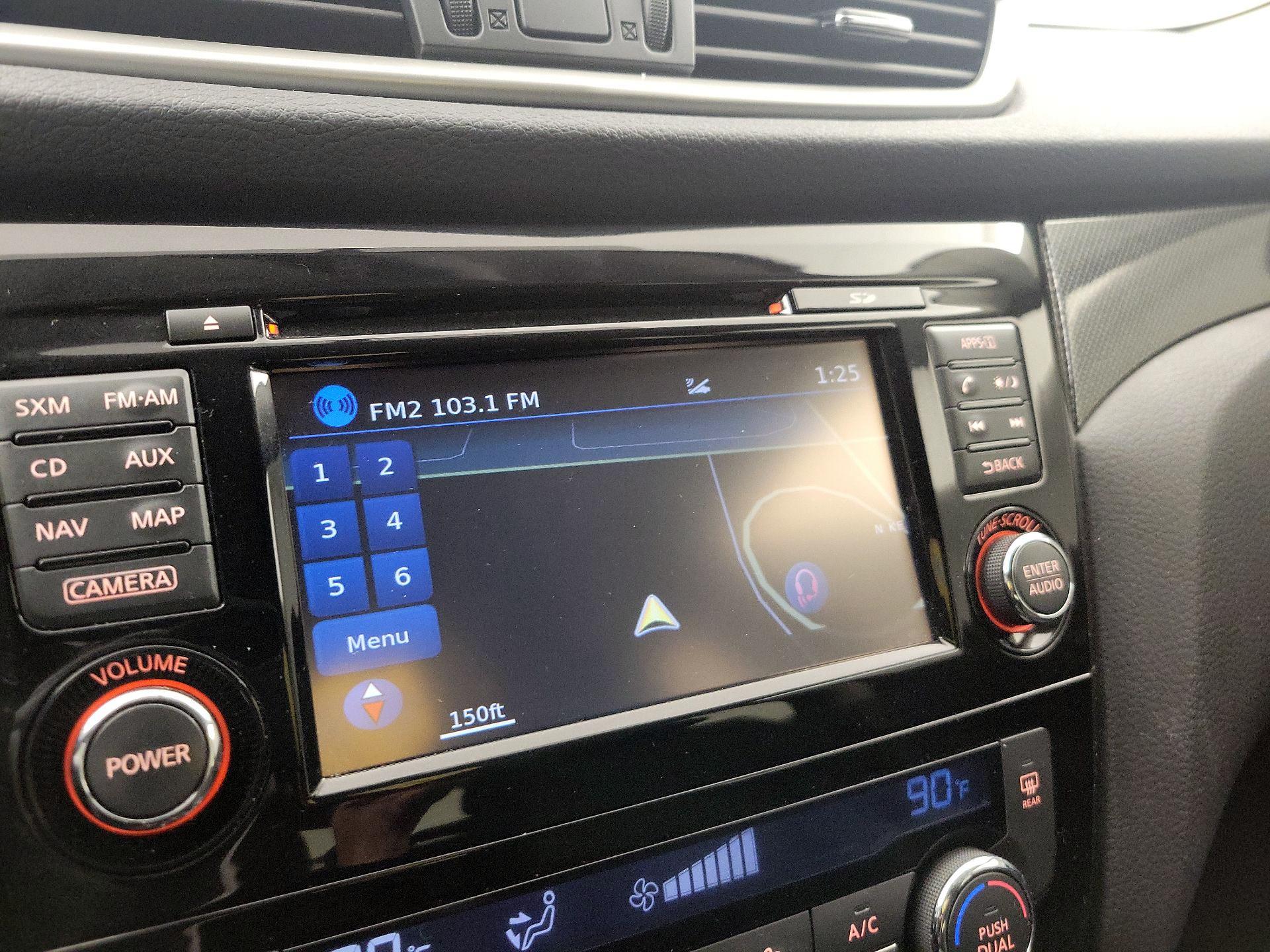 Thumbnail: 2016 Nissan Rogue - 14