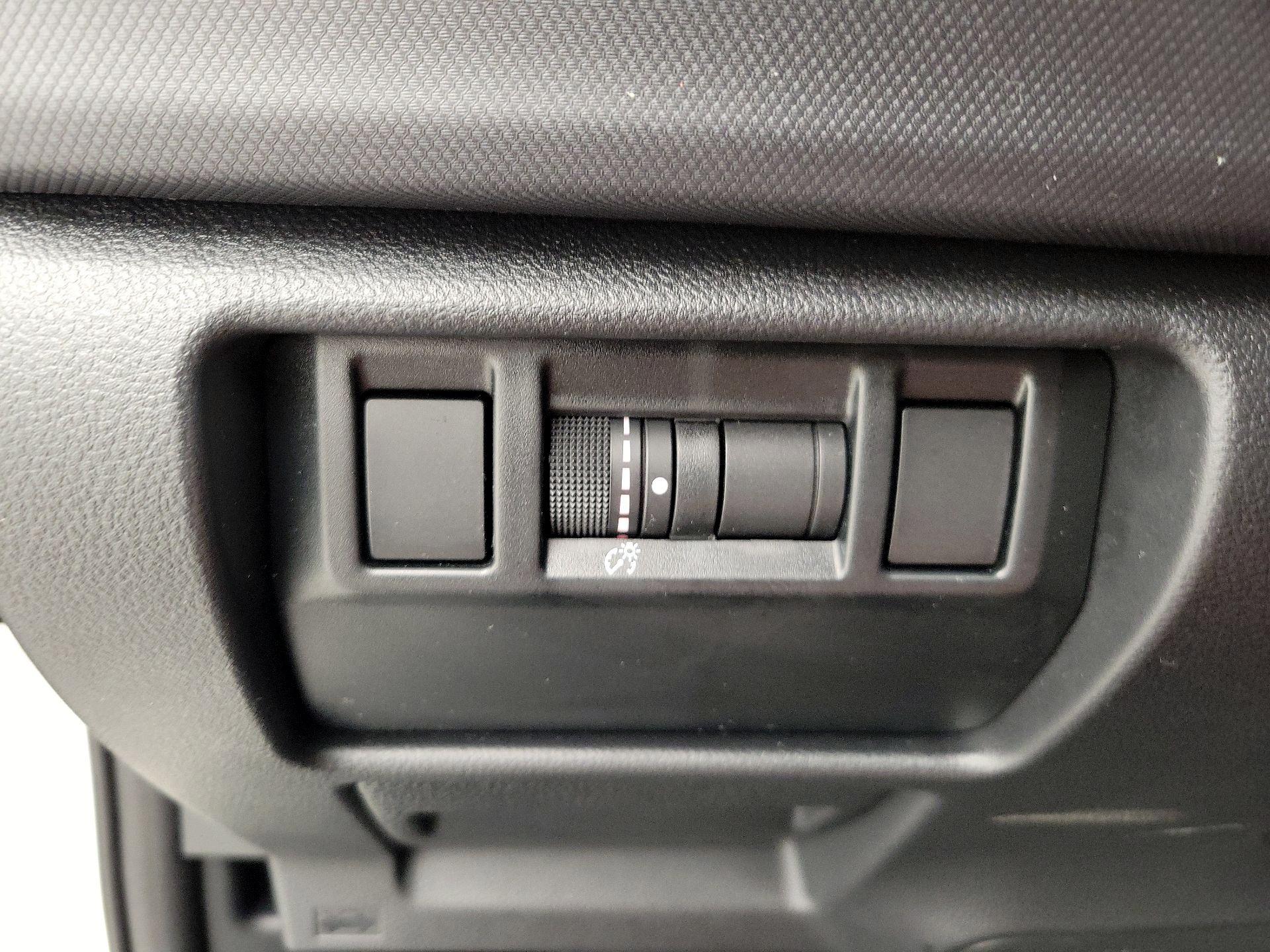 Thumbnail: 2025 Subaru Forester - 13