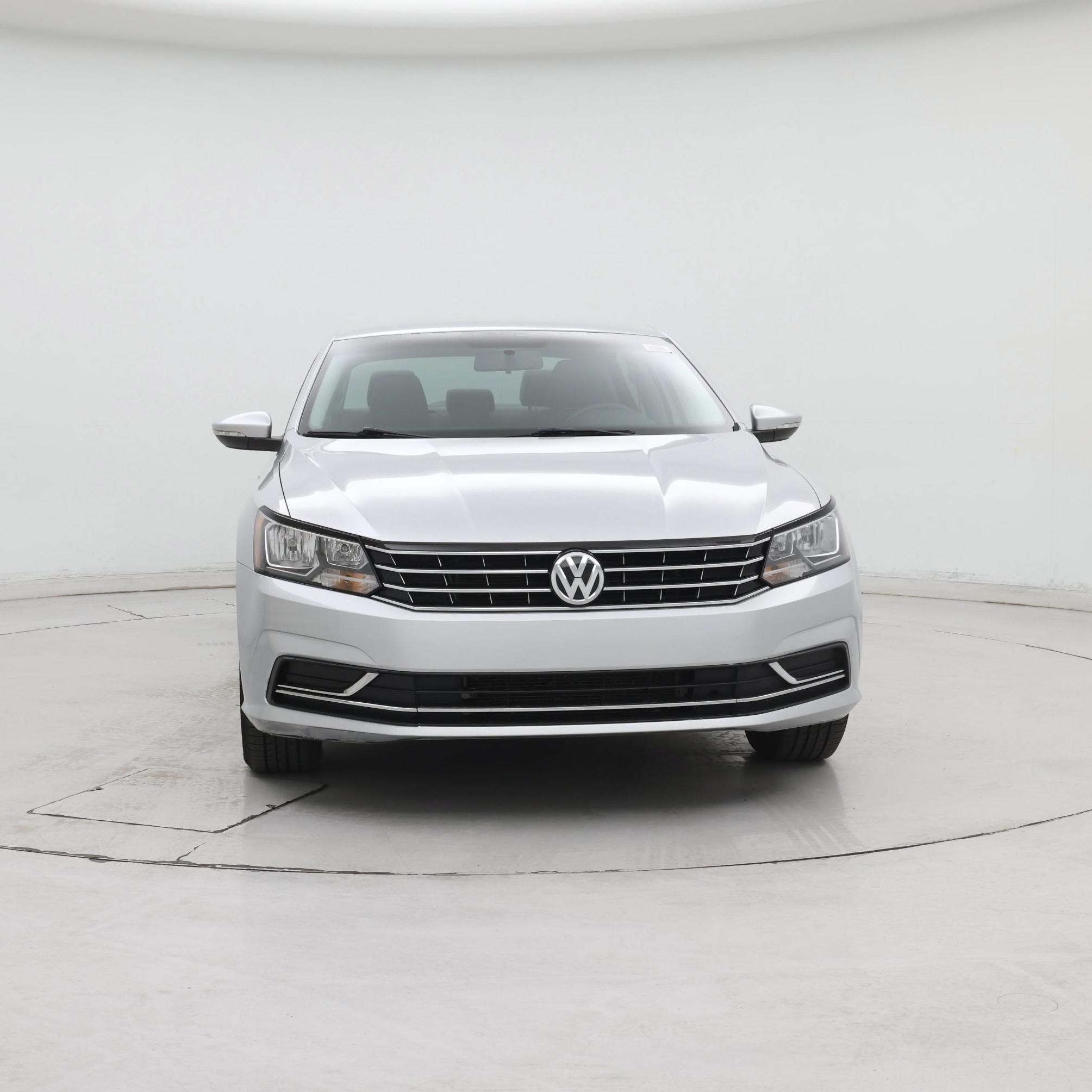 Thumbnail: 2018 Volkswagen Passat - 5