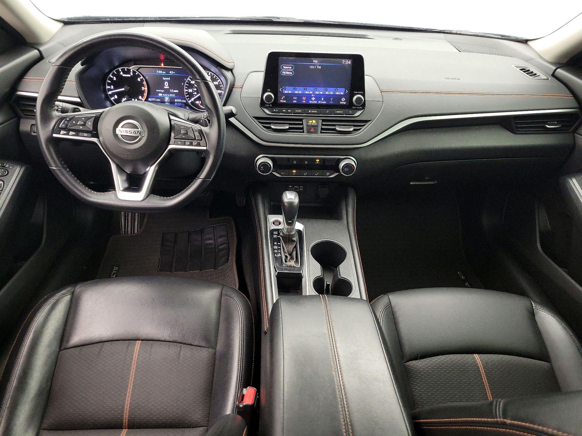 Thumbnail: 2020 Nissan Altima - 9