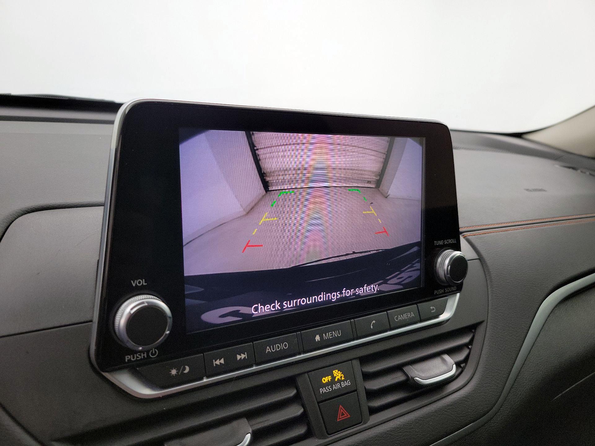 Thumbnail: 2020 Nissan Altima - 14