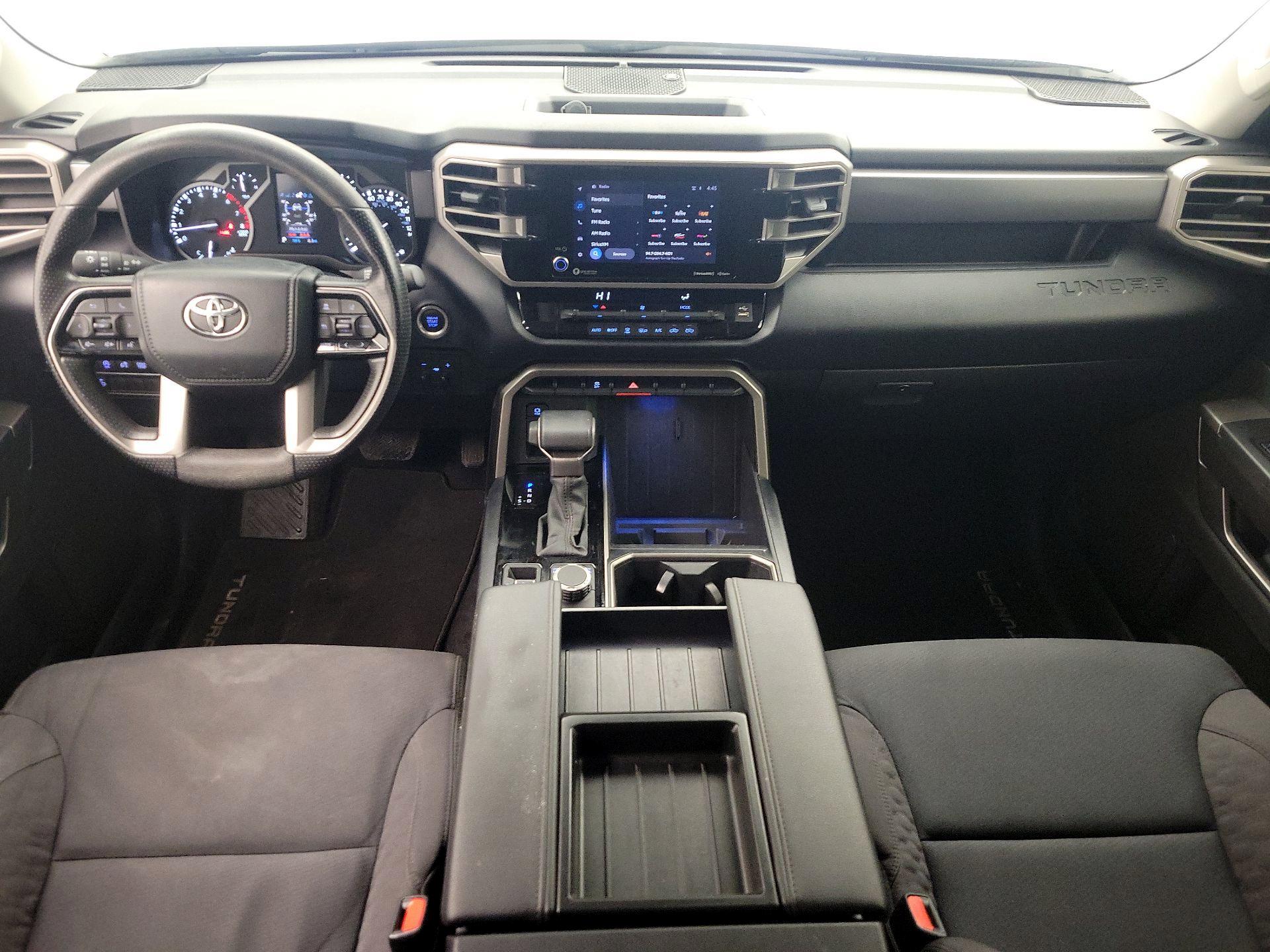 Thumbnail: 2024 Toyota Tundra - 9