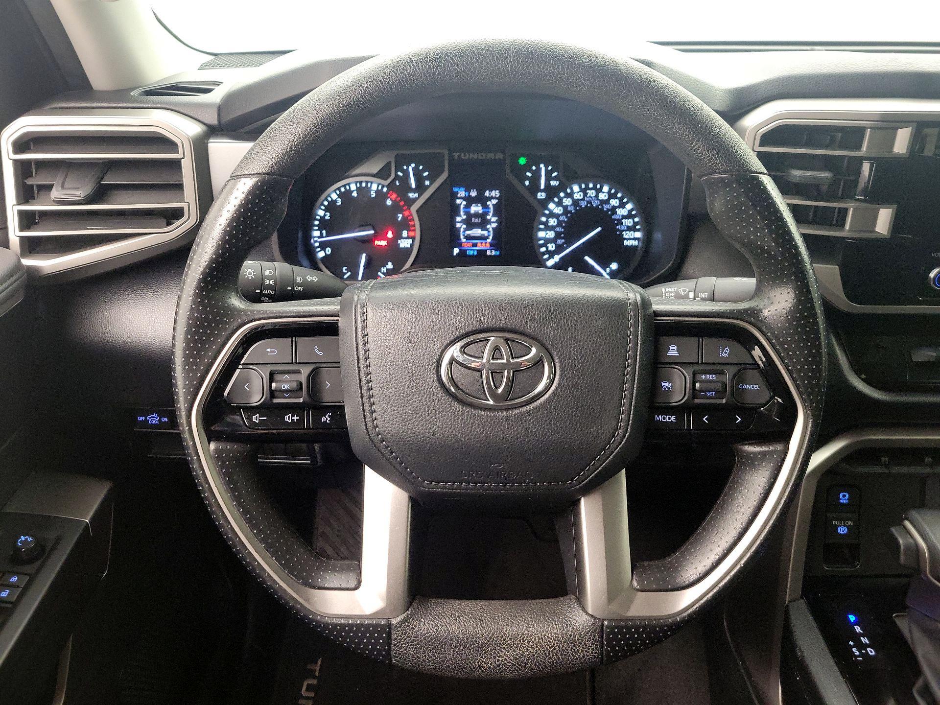 Thumbnail: 2024 Toyota Tundra - 10