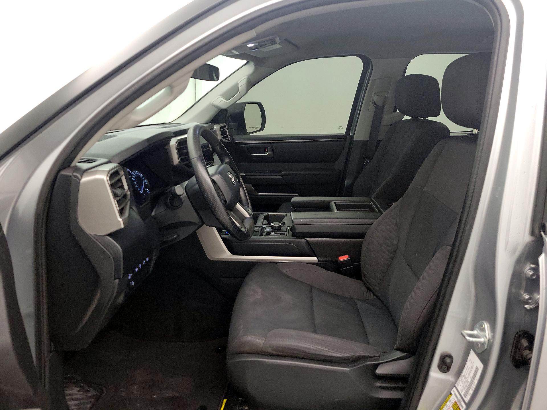 Thumbnail: 2024 Toyota Tundra - 11