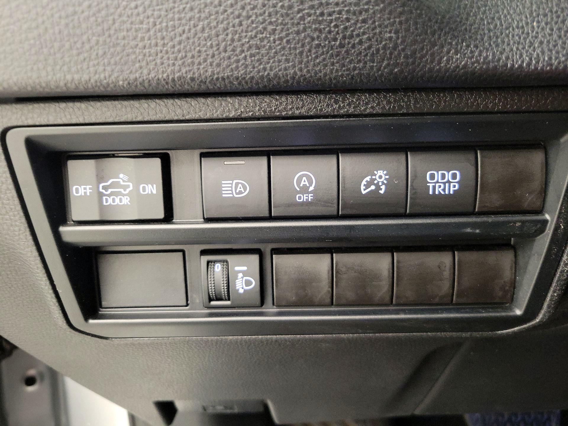 Thumbnail: 2024 Toyota Tundra - 13