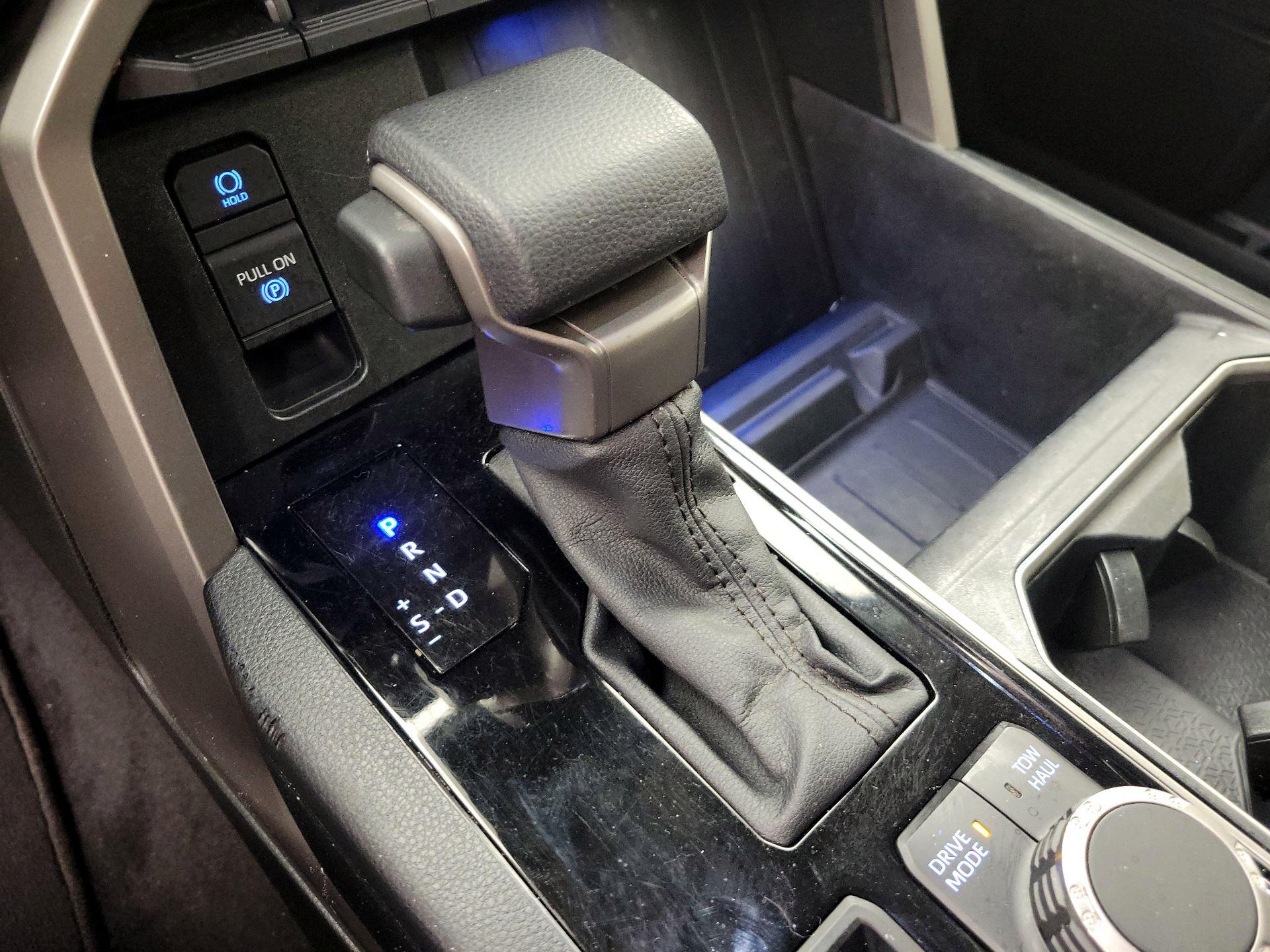 Thumbnail: 2024 Toyota Tundra - 17