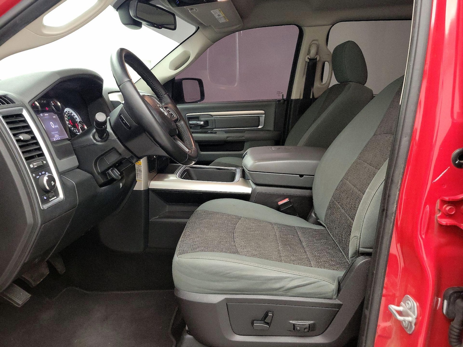 2016 RAM Ram 1500 Pickup Big Horn - Photo 12