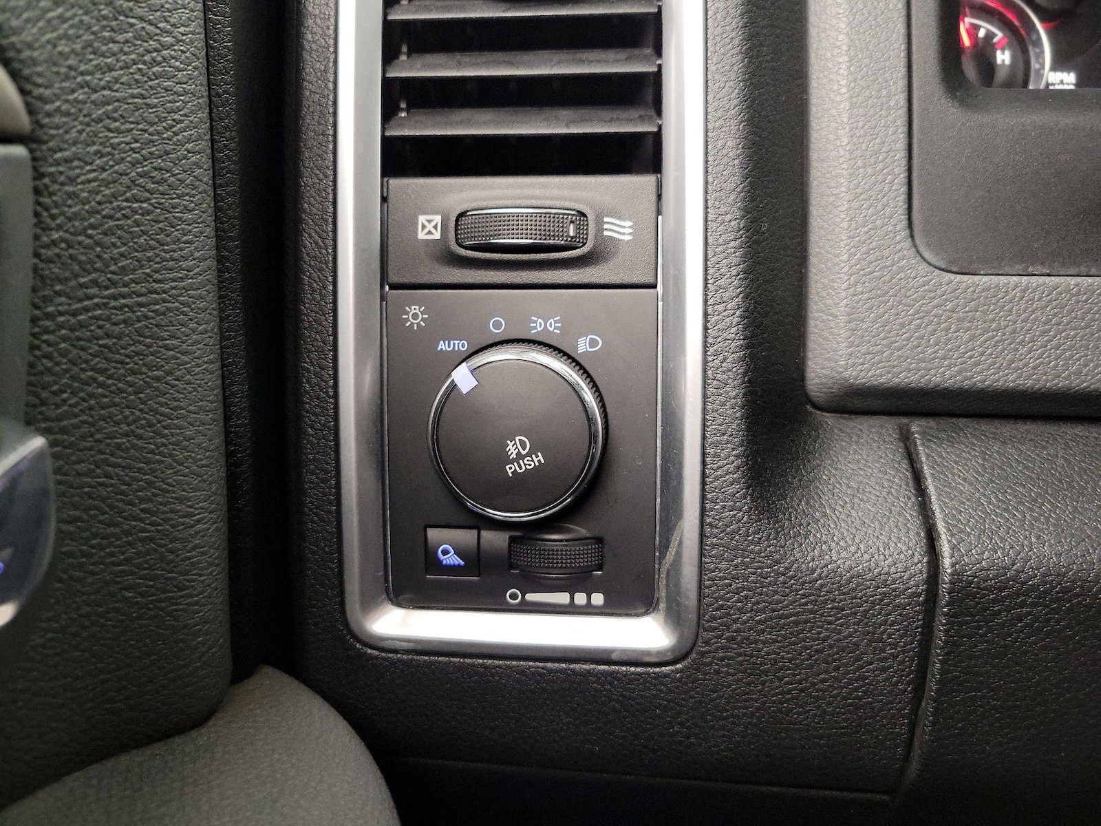 2016 RAM Ram 1500 Pickup Big Horn - Photo 14