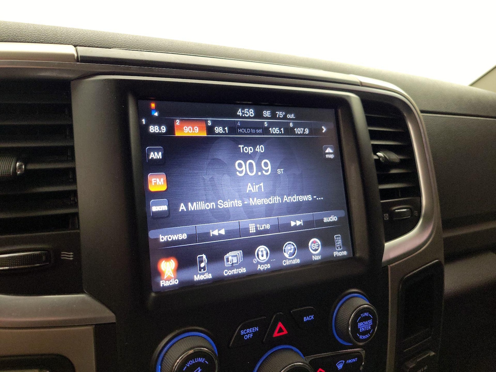 2016 RAM Ram 1500 Pickup Big Horn - Photo 17