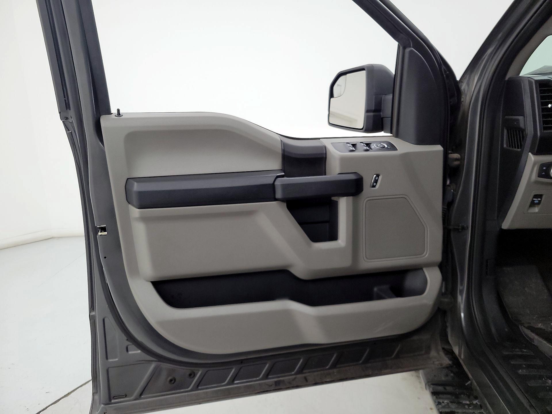 Thumbnail: 2019 Ford F-150 - 12