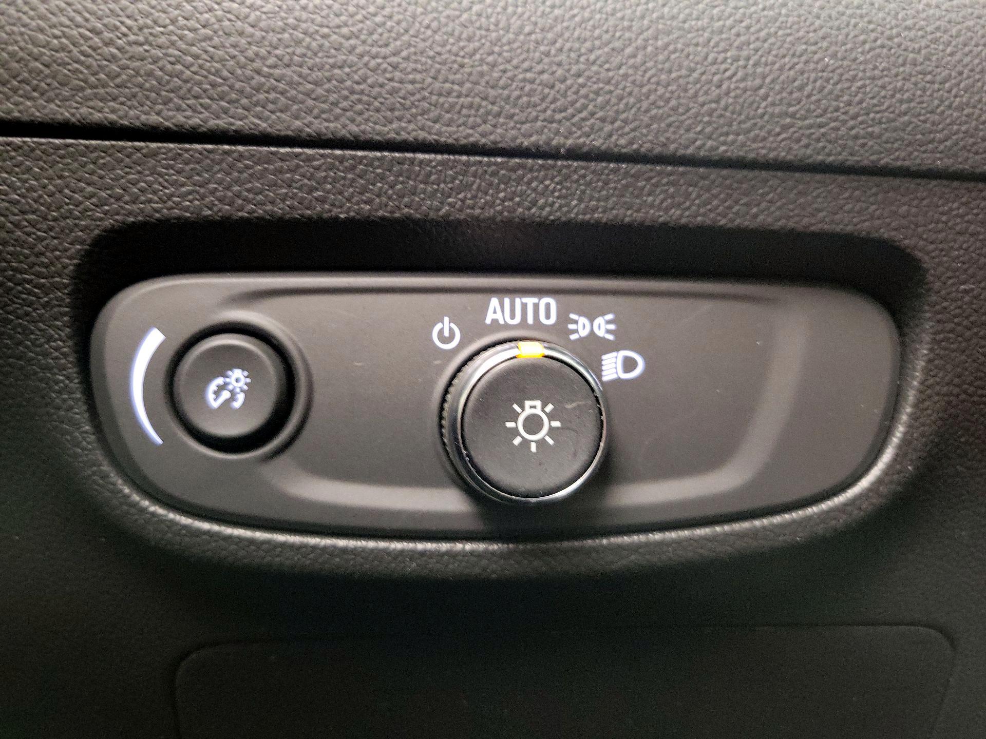 Thumbnail: 2025 Buick Encore GX - 13