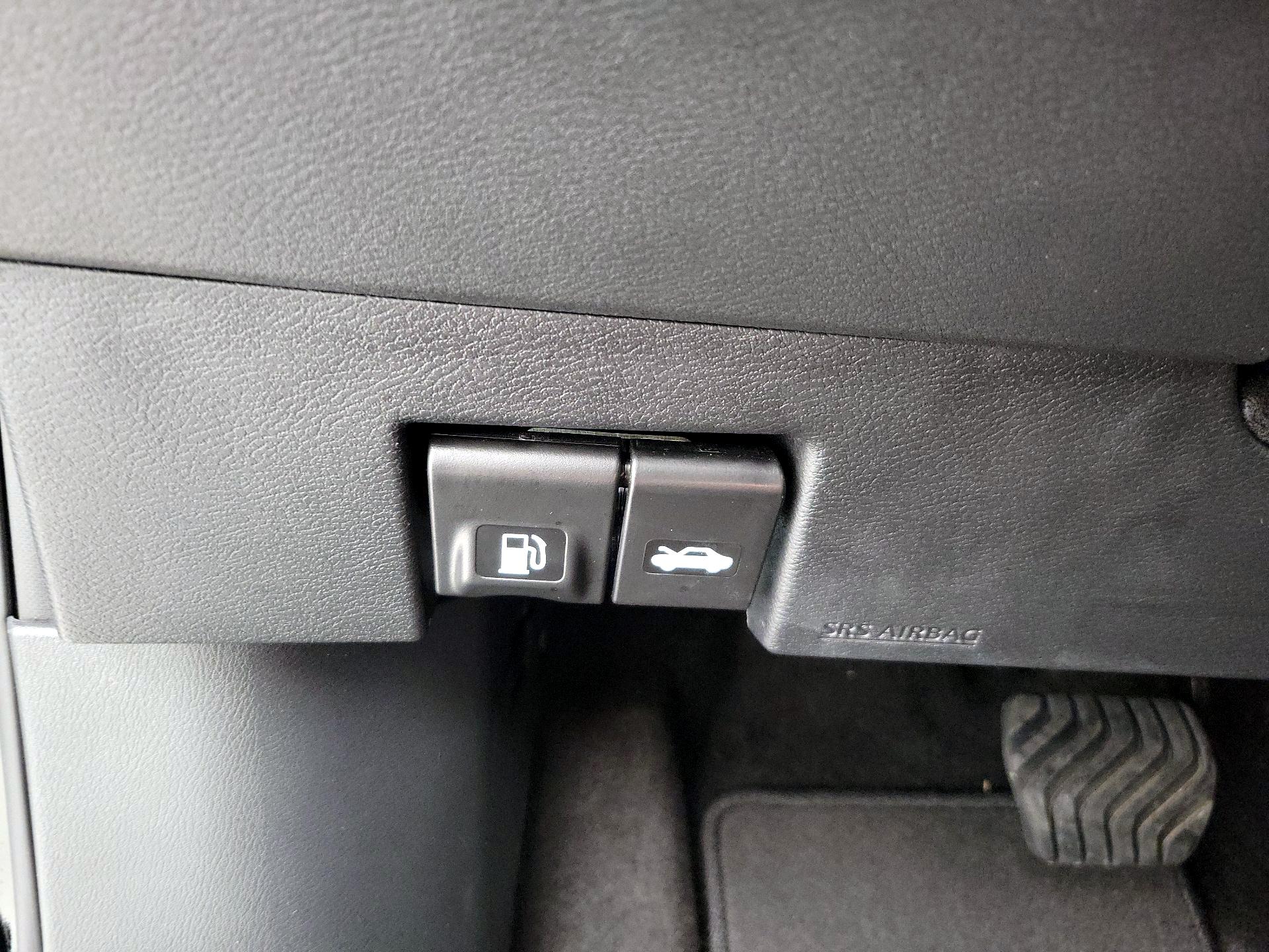 Thumbnail: 2024 Nissan Kicks - 13