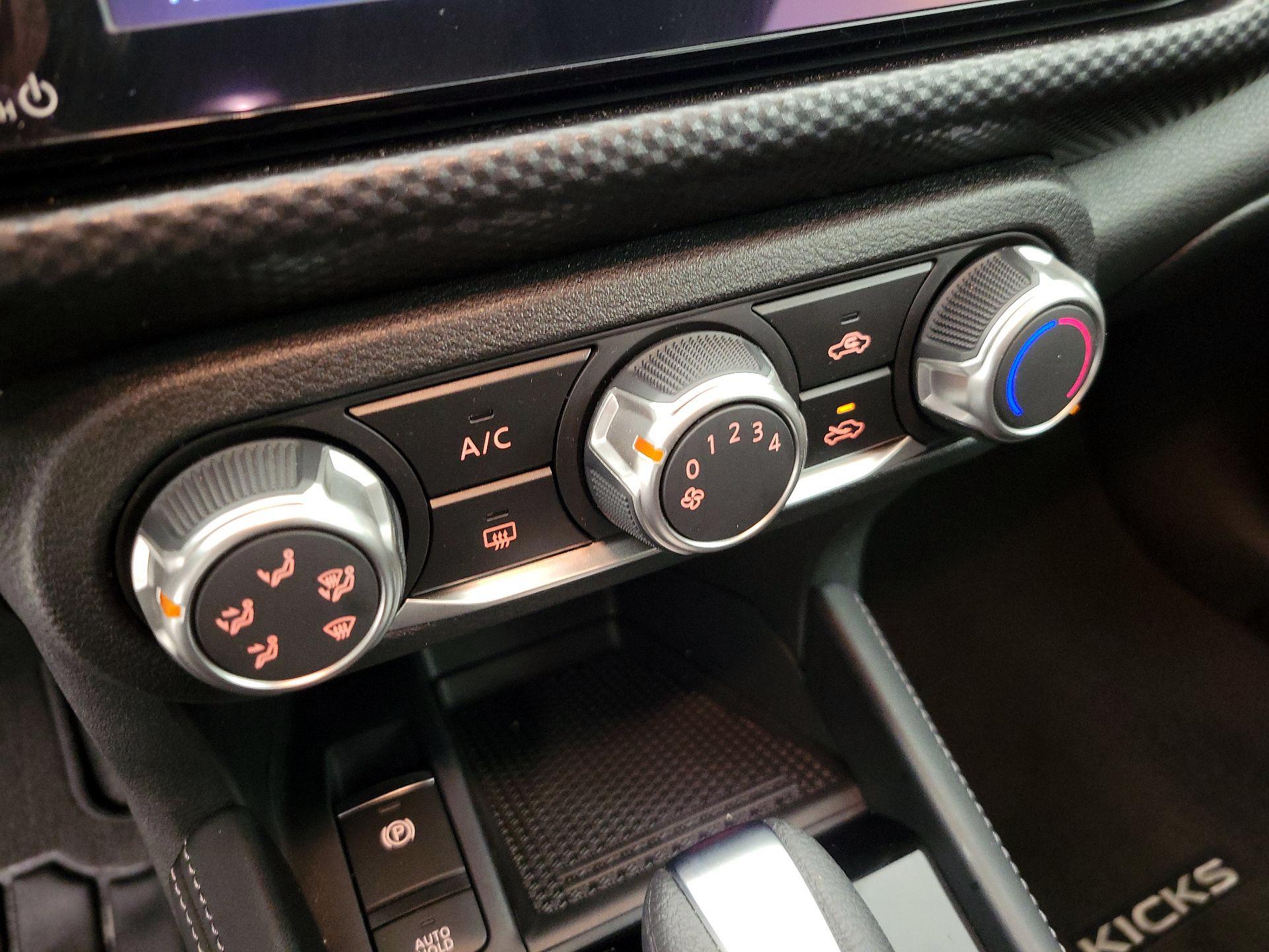 Thumbnail: 2024 Nissan Kicks - 16