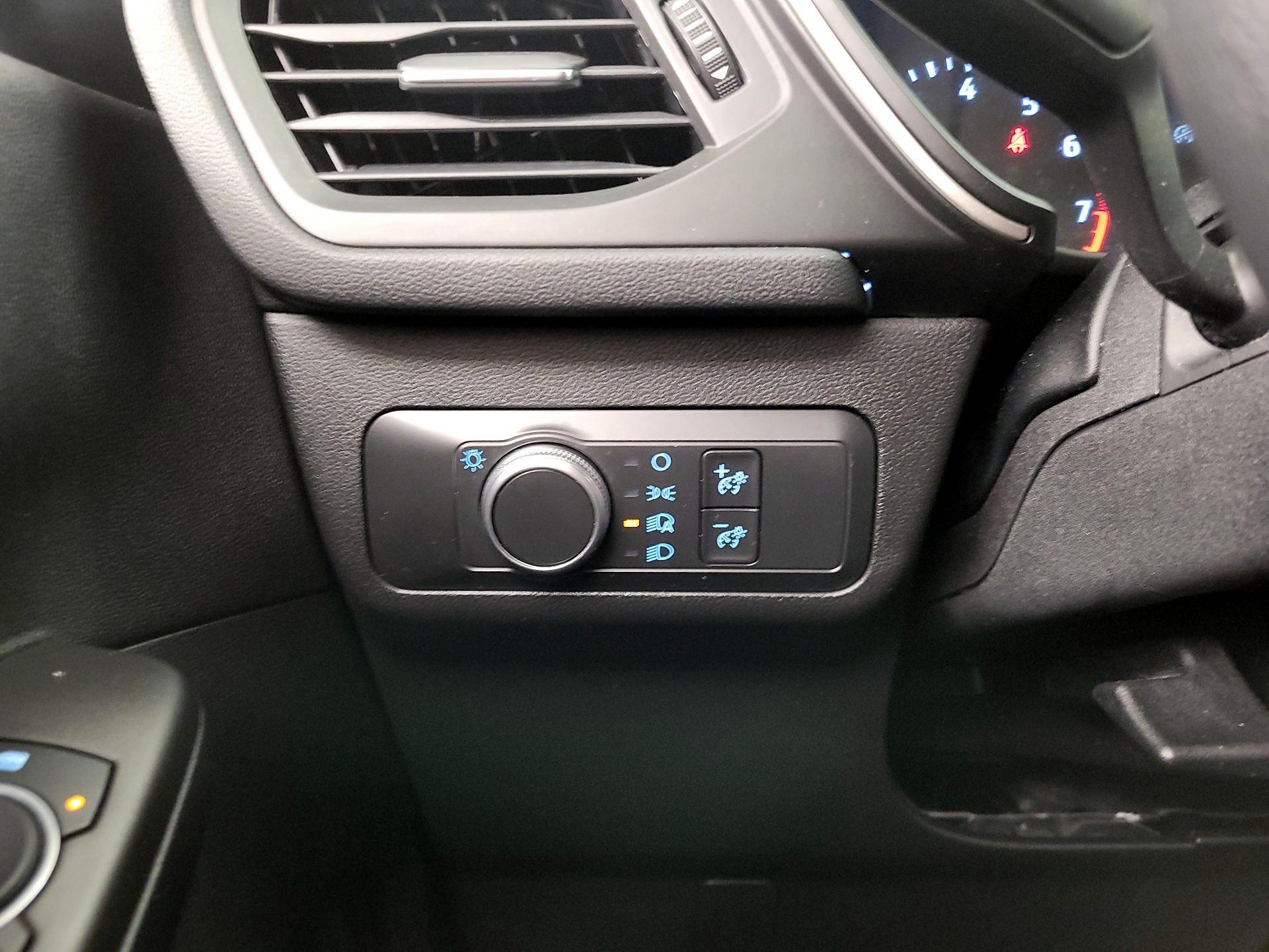 Thumbnail: 2020 Ford Escape - 13