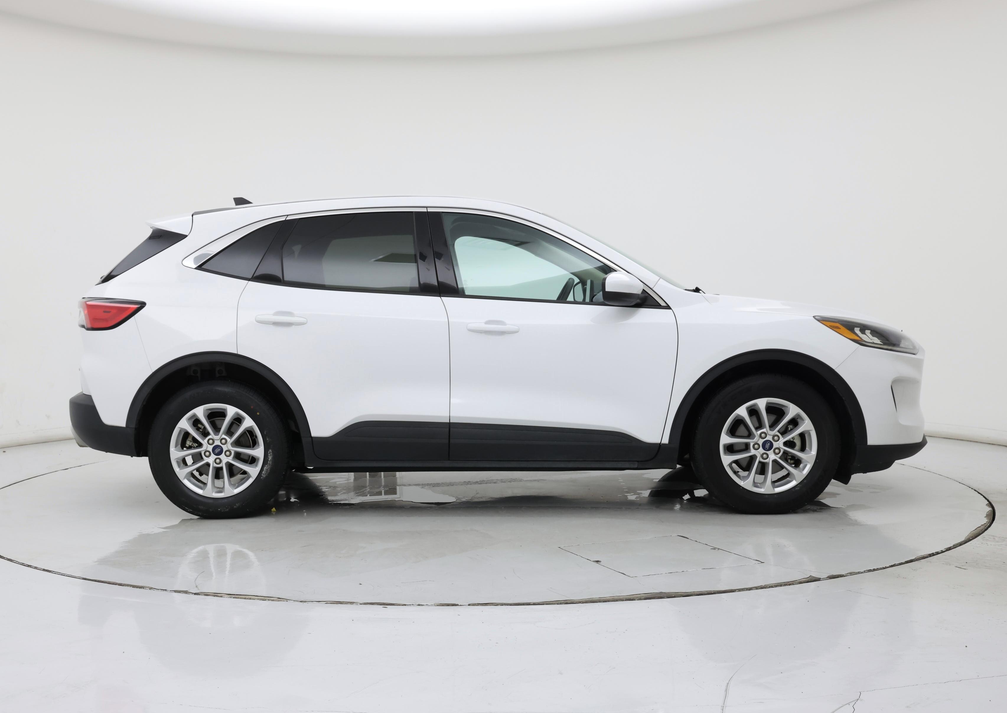 Thumbnail: 2020 Ford Escape - 7