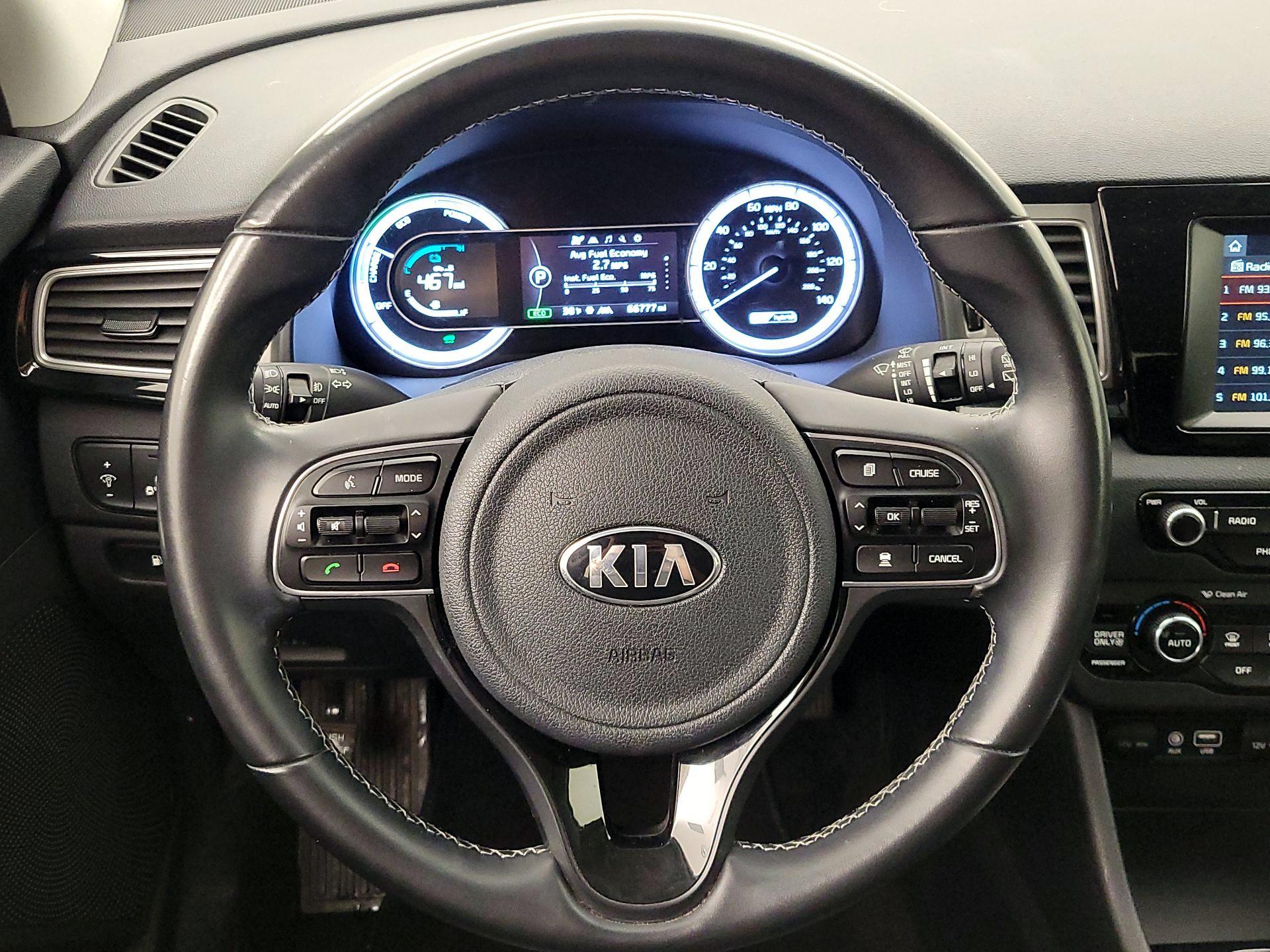 Thumbnail: 2018 Kia Niro - 10