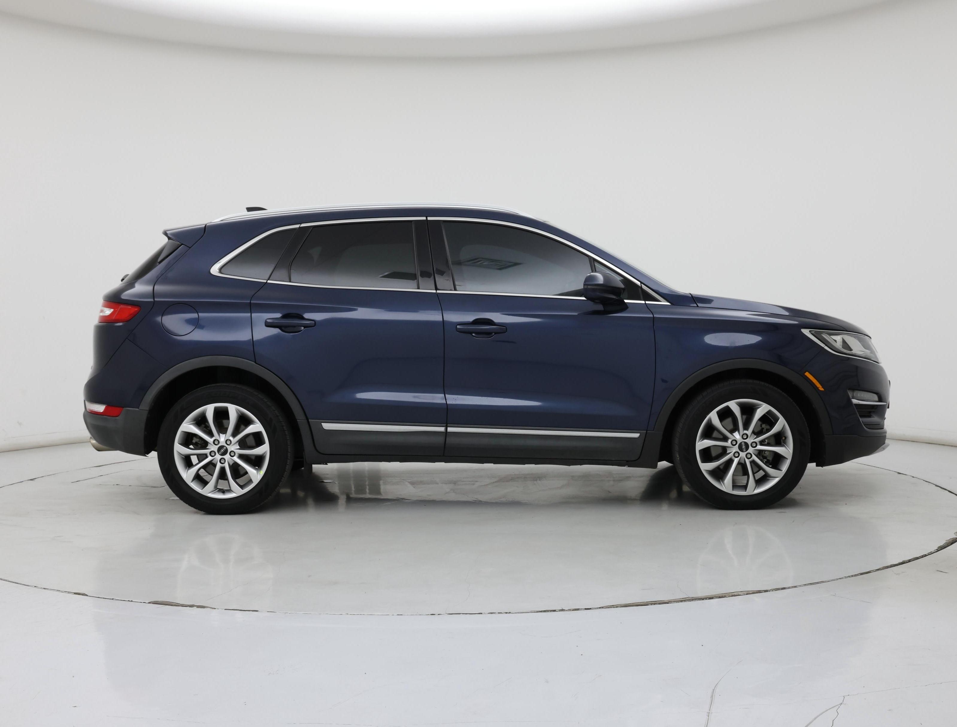 Thumbnail: 2017 Lincoln MKC - 7