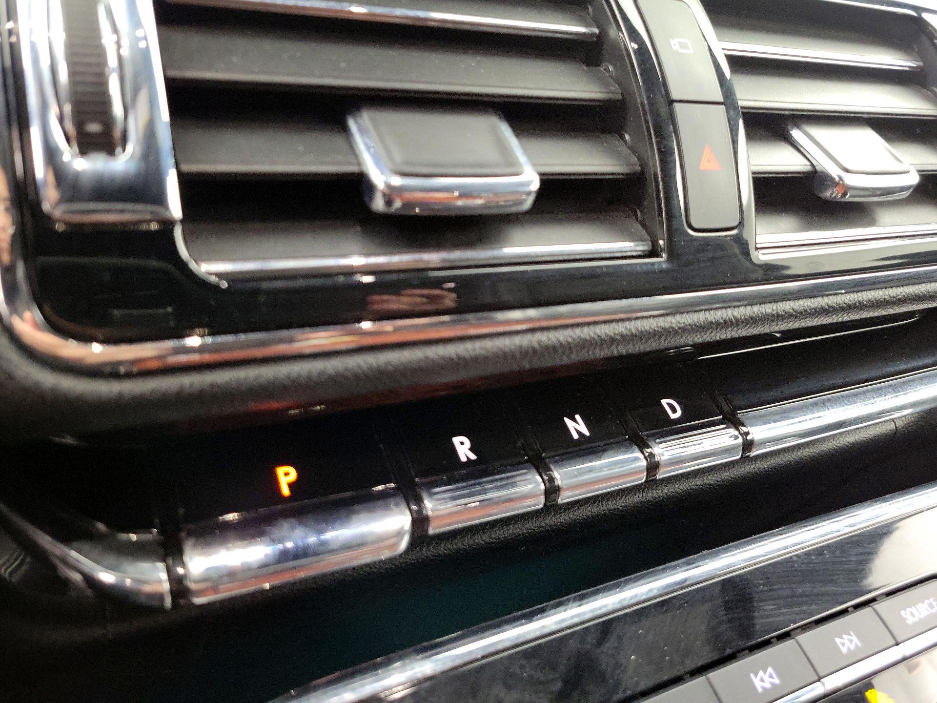 Thumbnail: 2020 Lincoln Navigator - 18