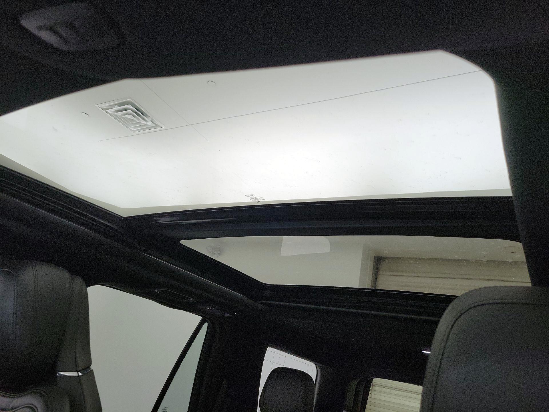 Thumbnail: 2020 Lincoln Navigator - 20