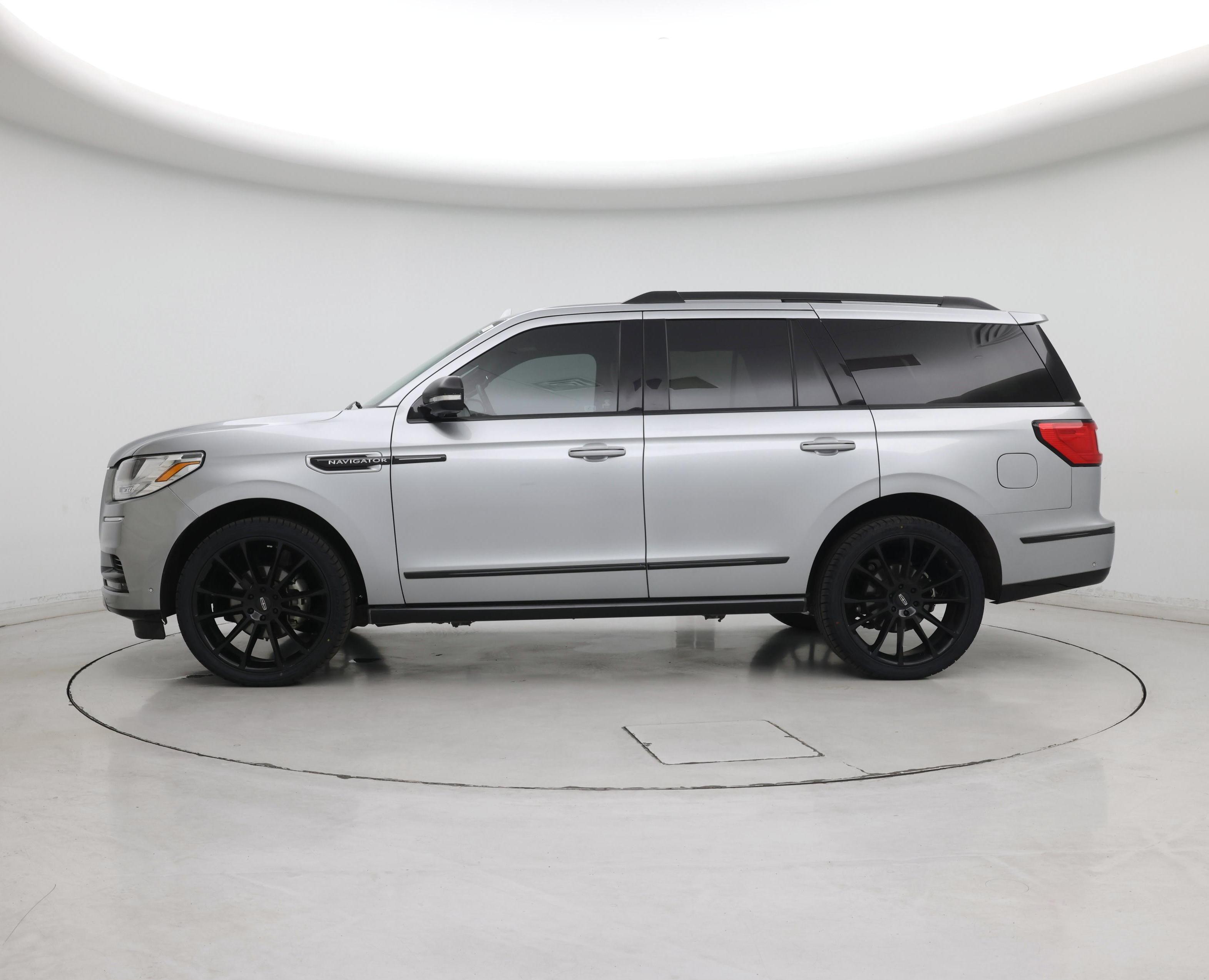 Thumbnail: 2020 Lincoln Navigator - 3