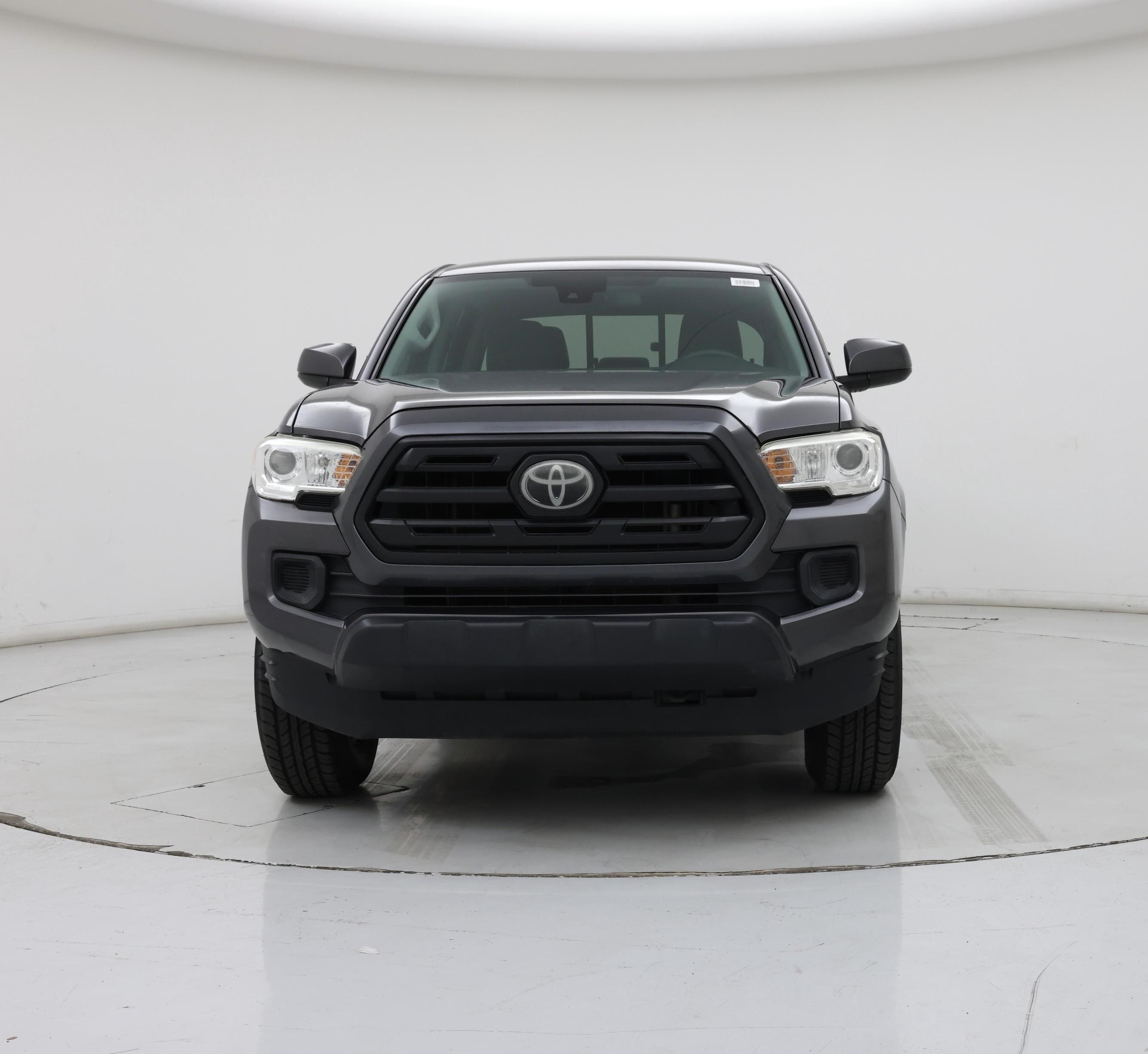 Thumbnail: 2018 Toyota Tacoma - 5