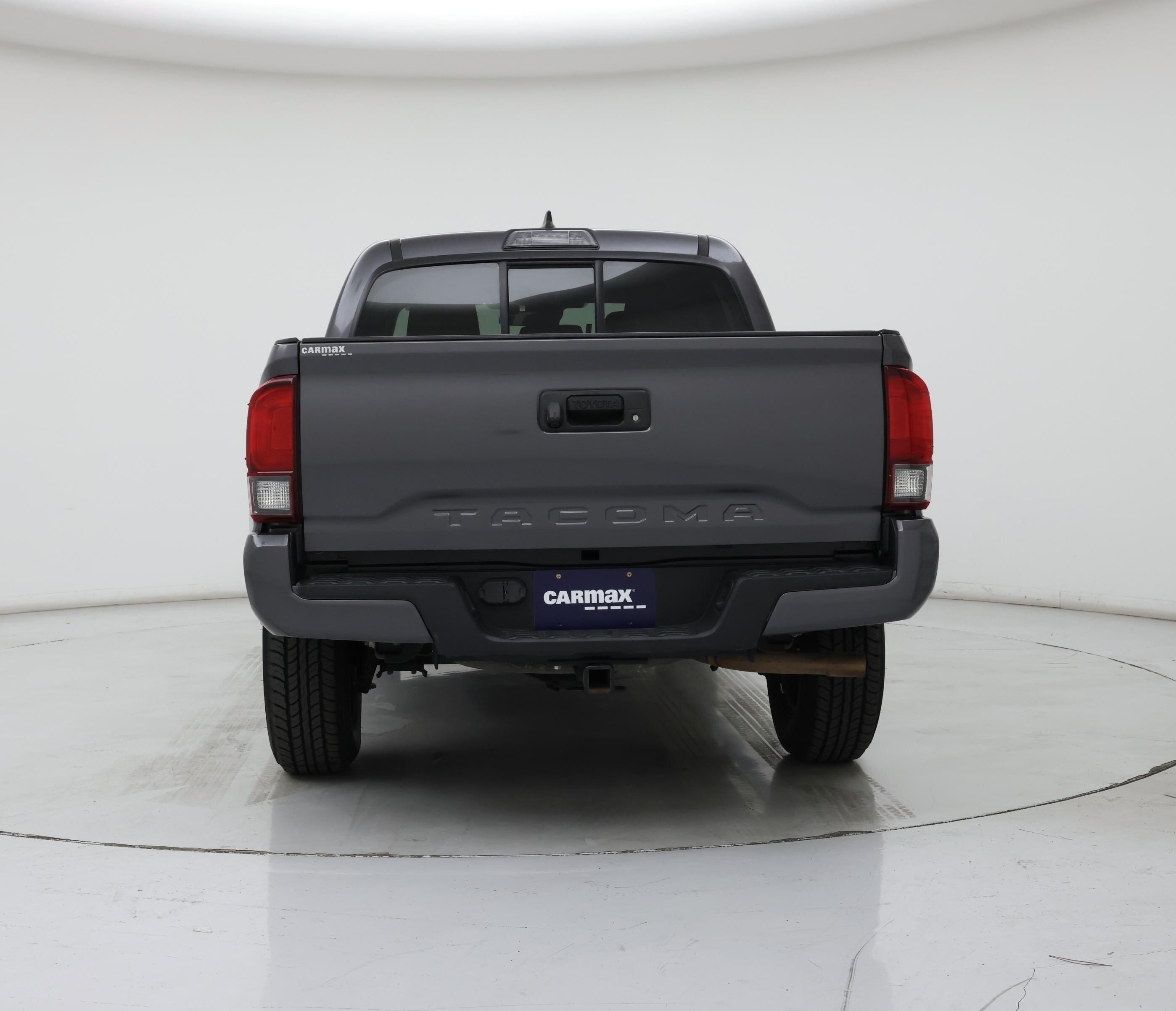 Thumbnail: 2018 Toyota Tacoma - 6