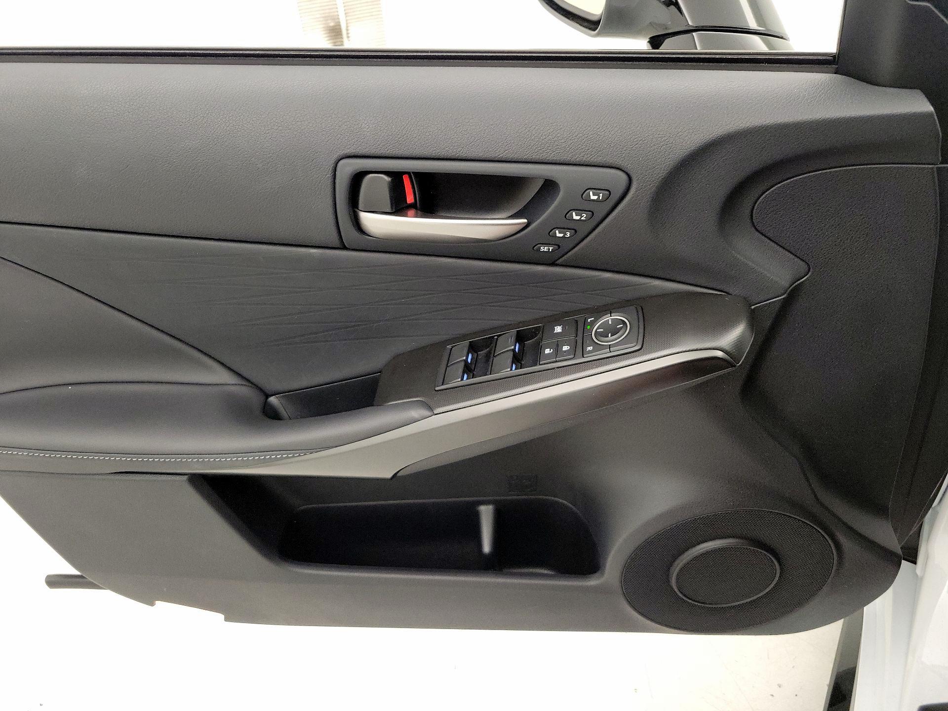 Thumbnail: 2024 Lexus IS - 12