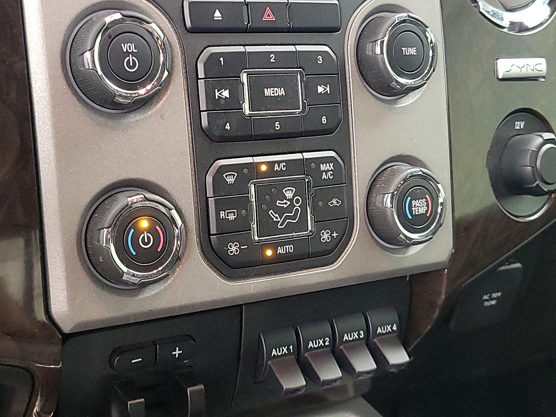 Thumbnail: 2015 Ford F-350 - 17