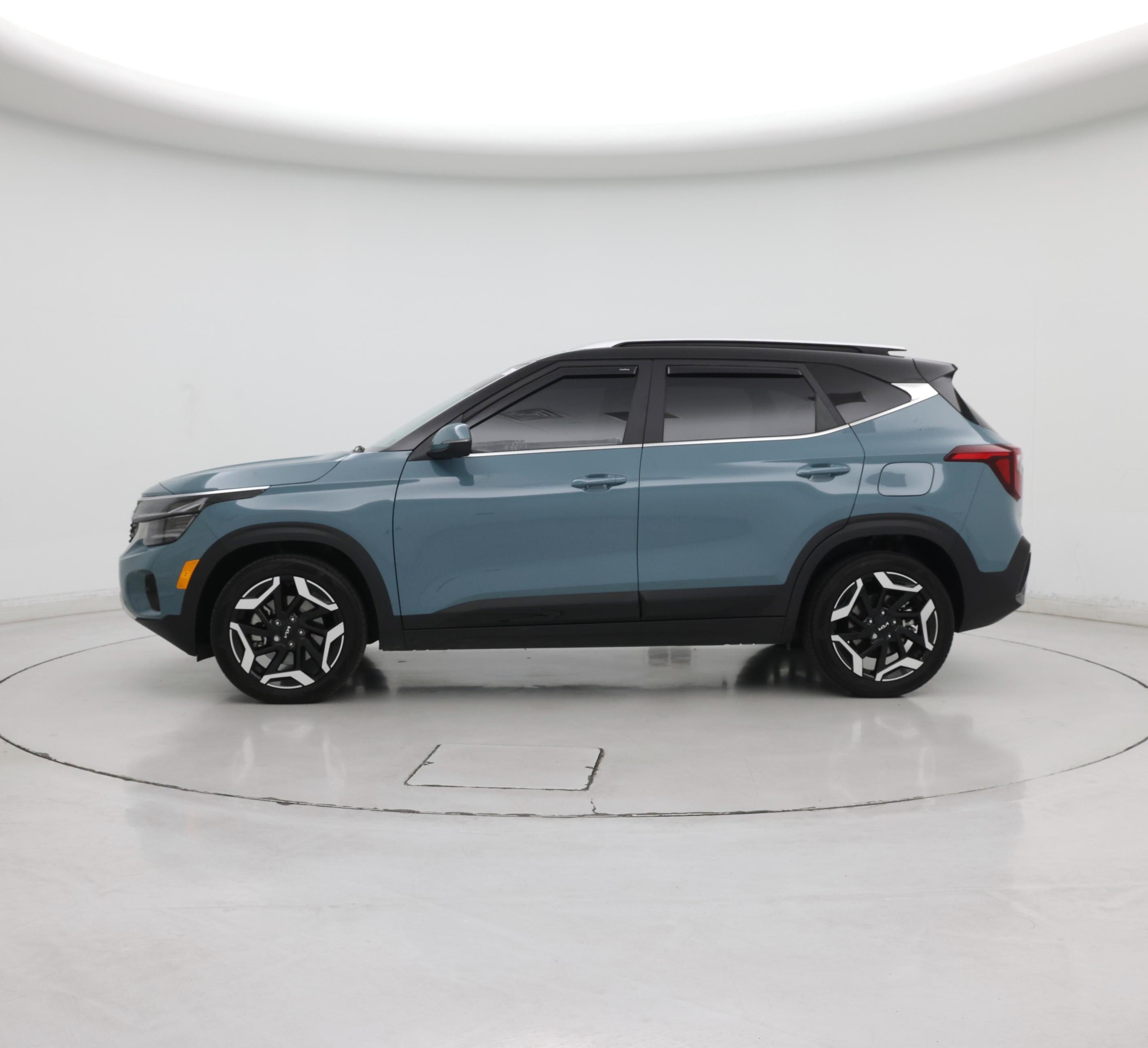 Thumbnail: 2025 Kia Seltos - 3