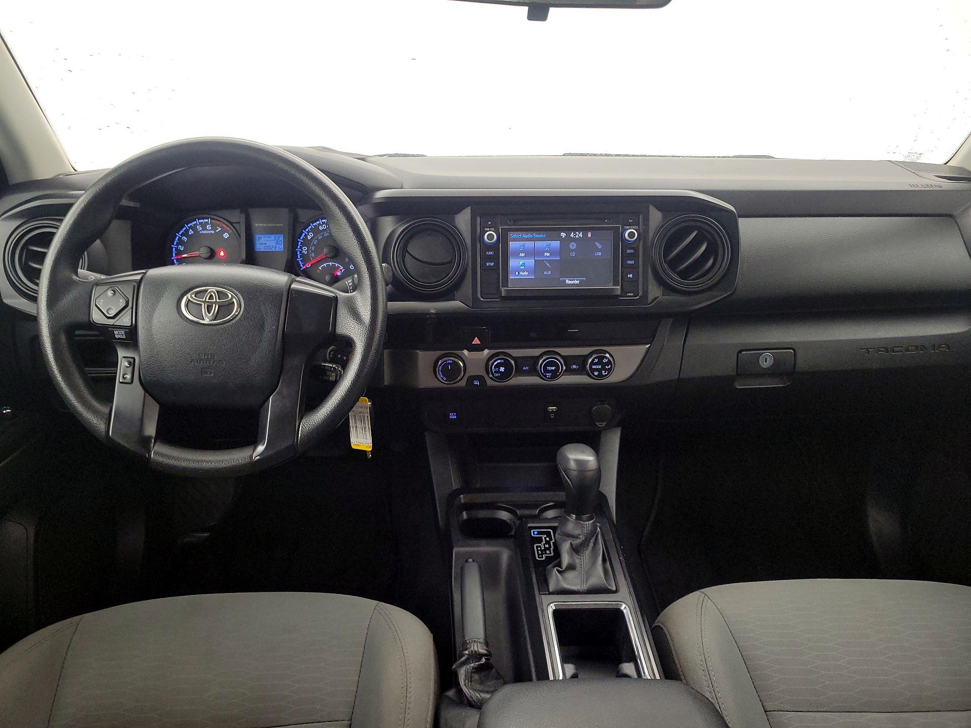 Thumbnail: 2017 Toyota Tacoma - 9