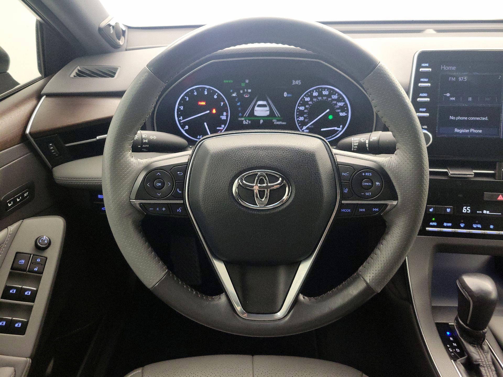 Thumbnail: 2020 Toyota Avalon - 10