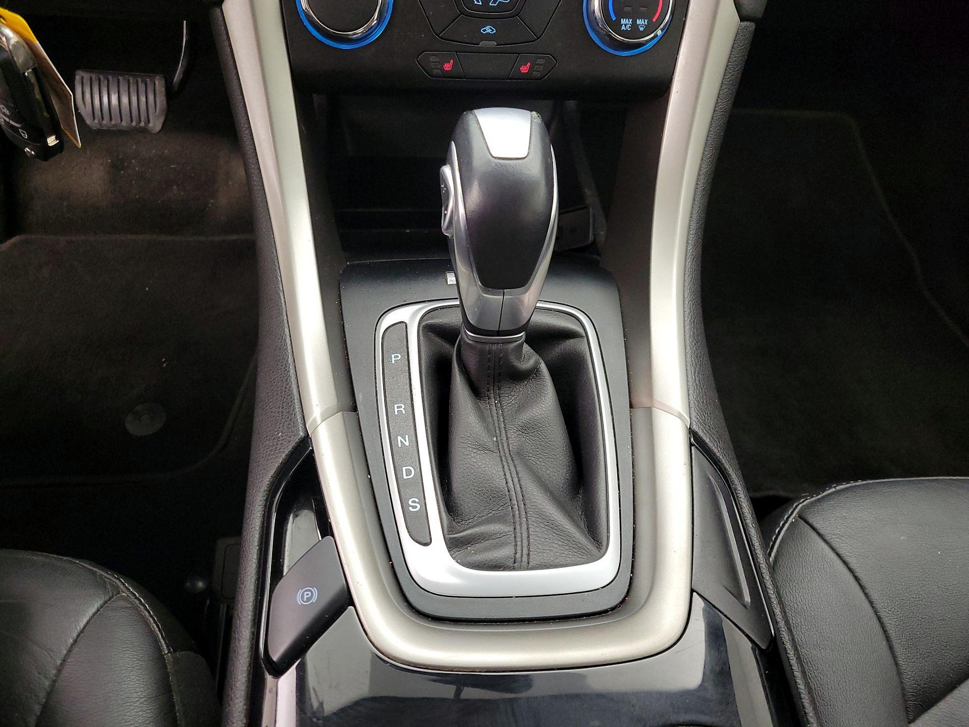 Thumbnail: 2015 Ford Fusion - 17