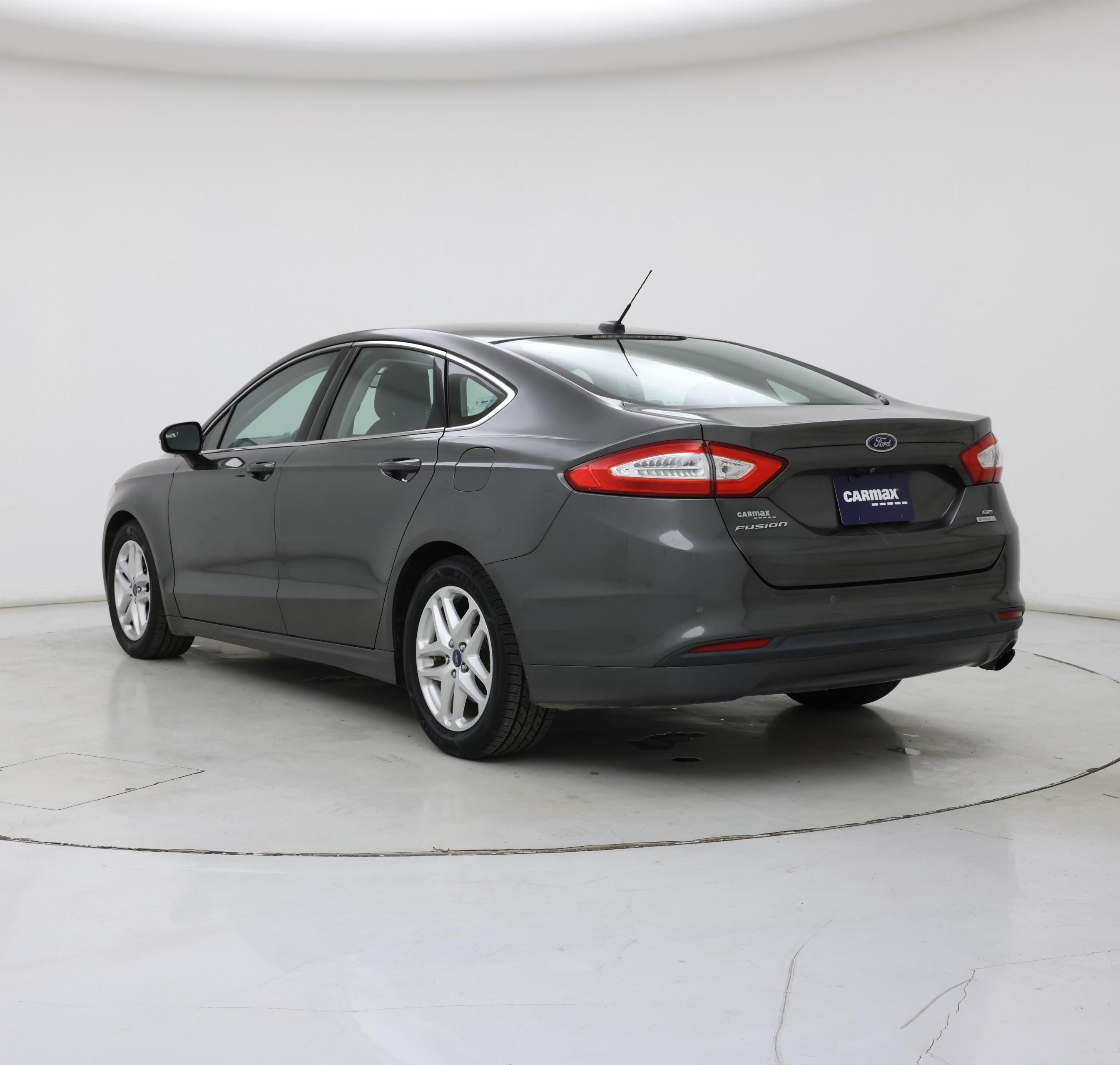 Thumbnail: 2015 Ford Fusion - 2