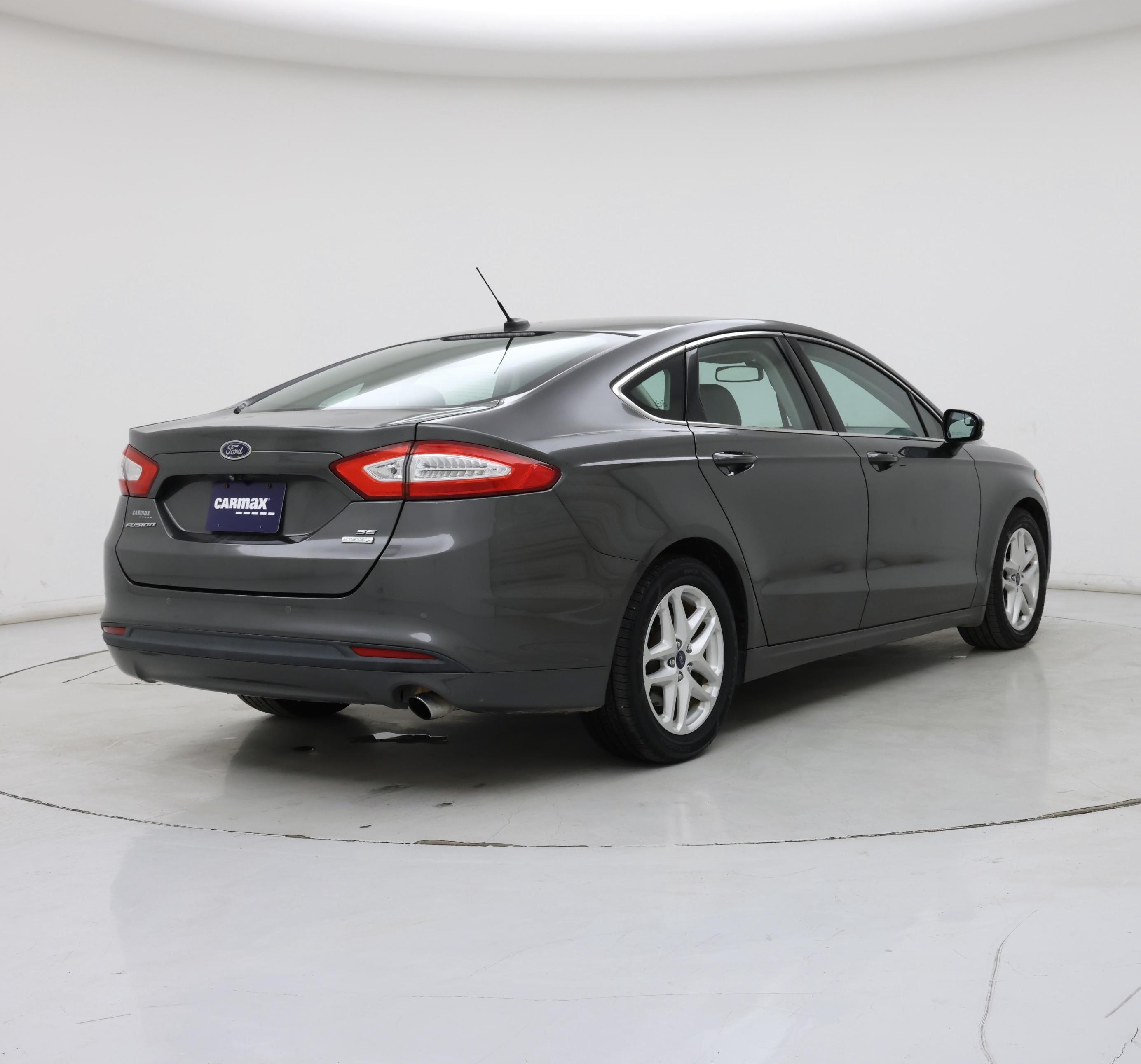 Thumbnail: 2015 Ford Fusion - 8