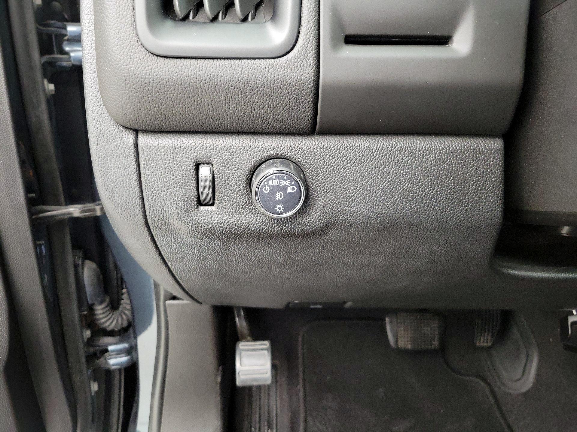 Thumbnail: 2019 Chevrolet Colorado - 13