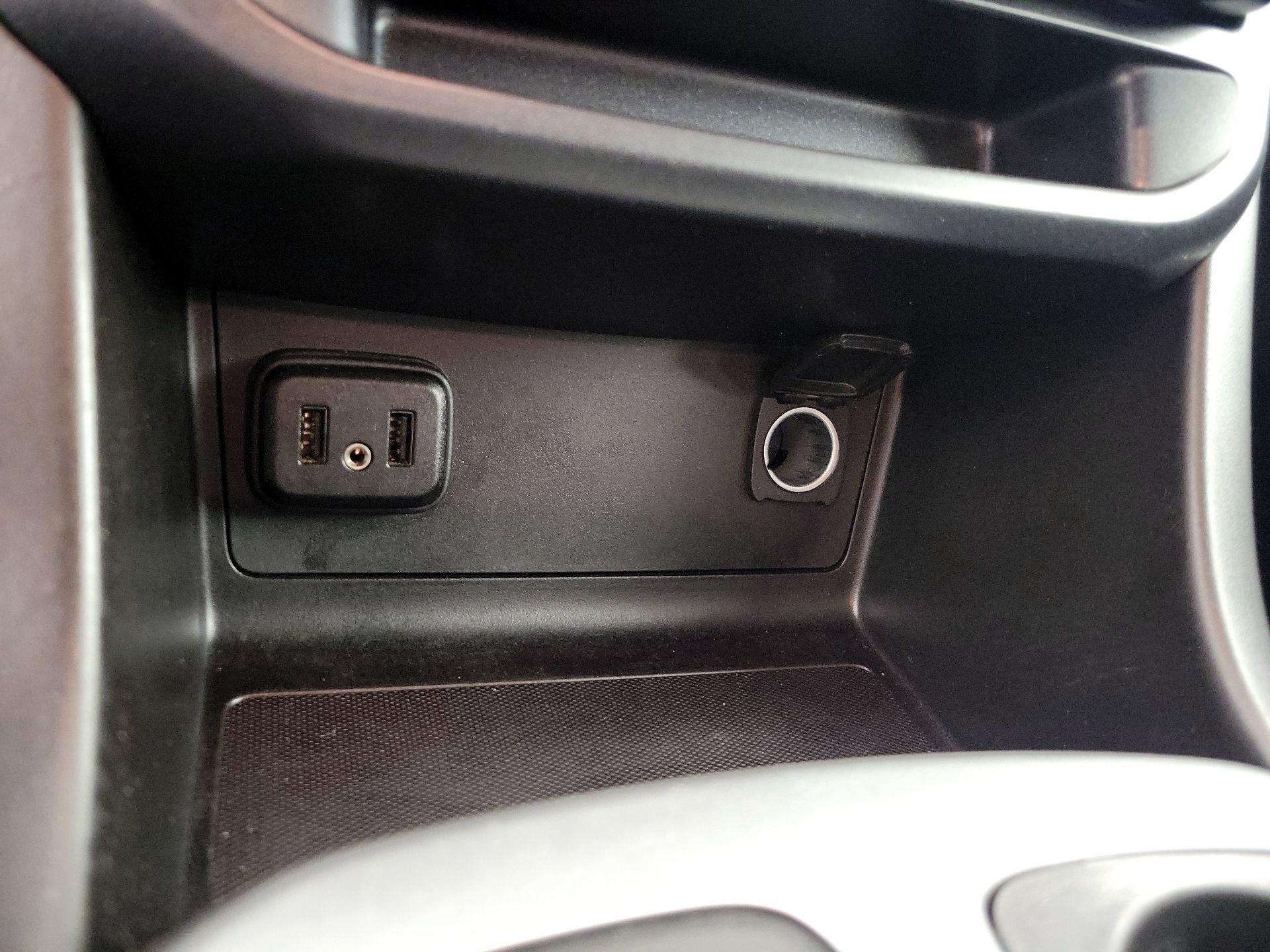 Thumbnail: 2019 Chevrolet Colorado - 18