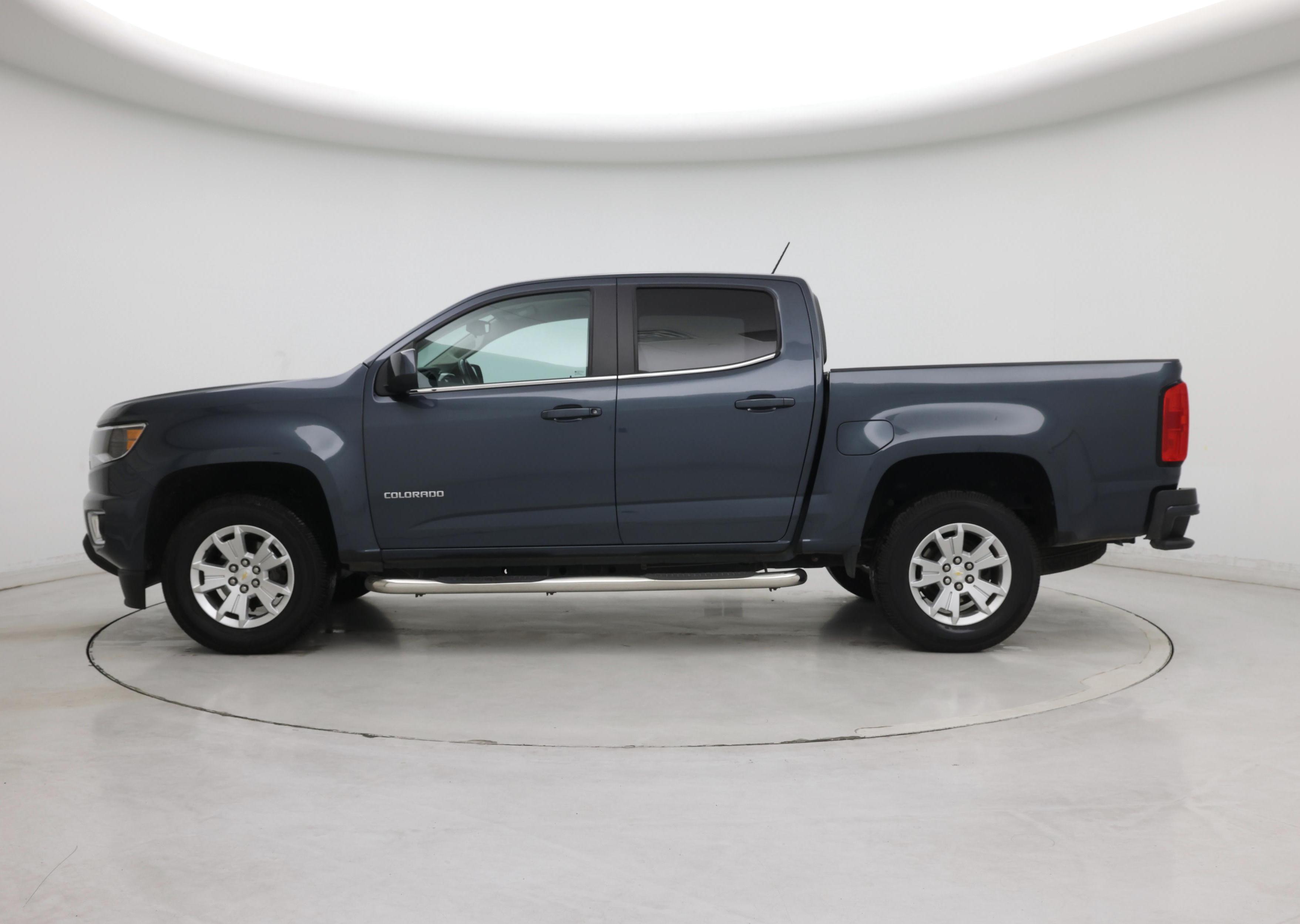 Thumbnail: 2019 Chevrolet Colorado - 3