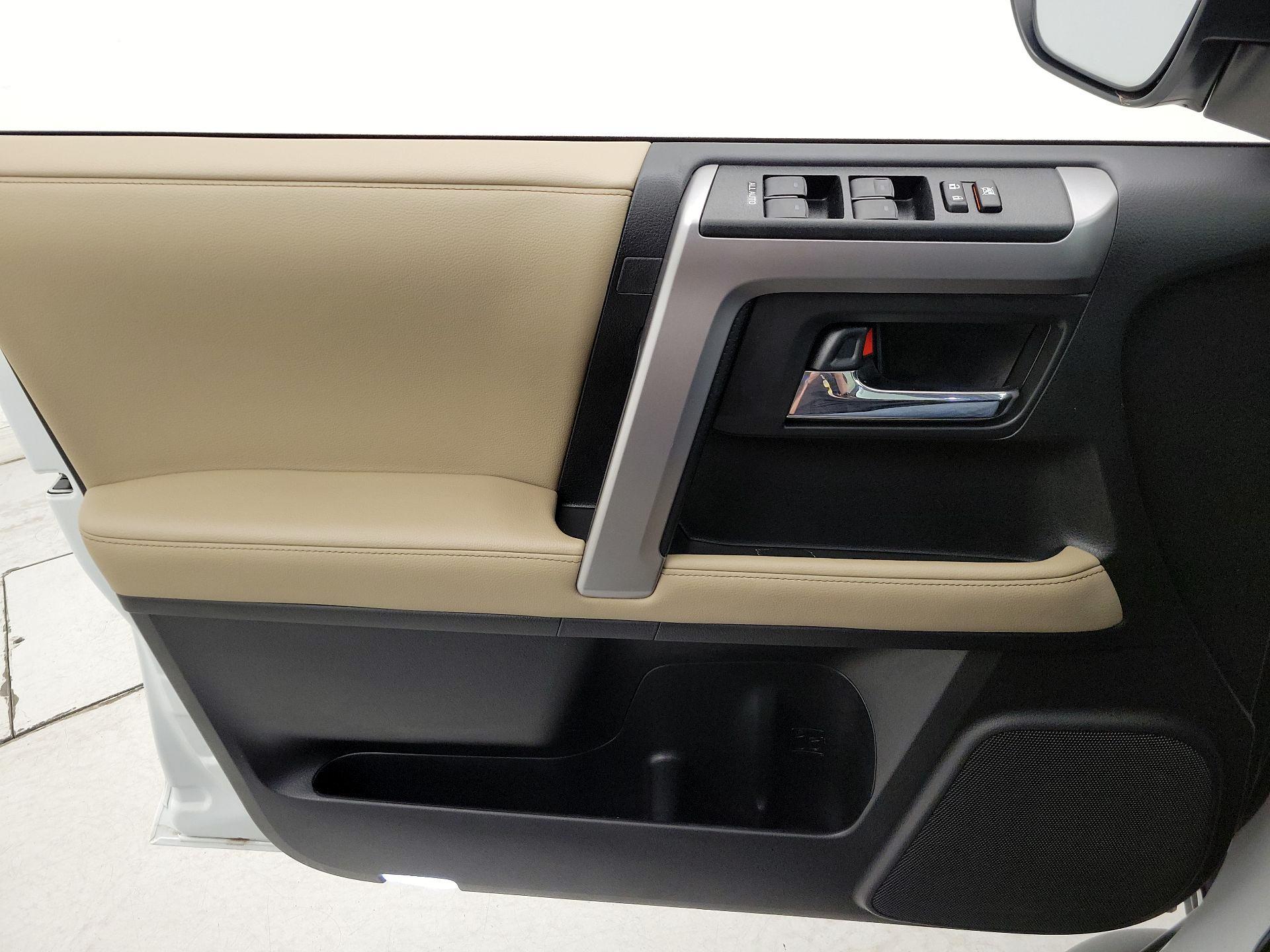 Thumbnail: 2024 Toyota 4Runner - 12