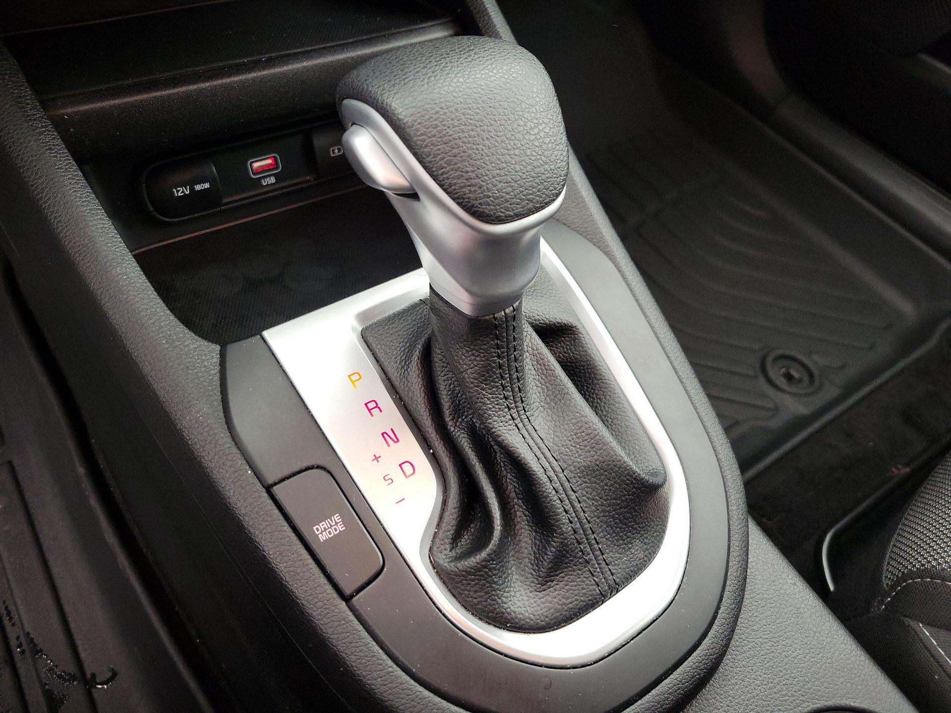 Thumbnail: 2024 Kia Forte - 17