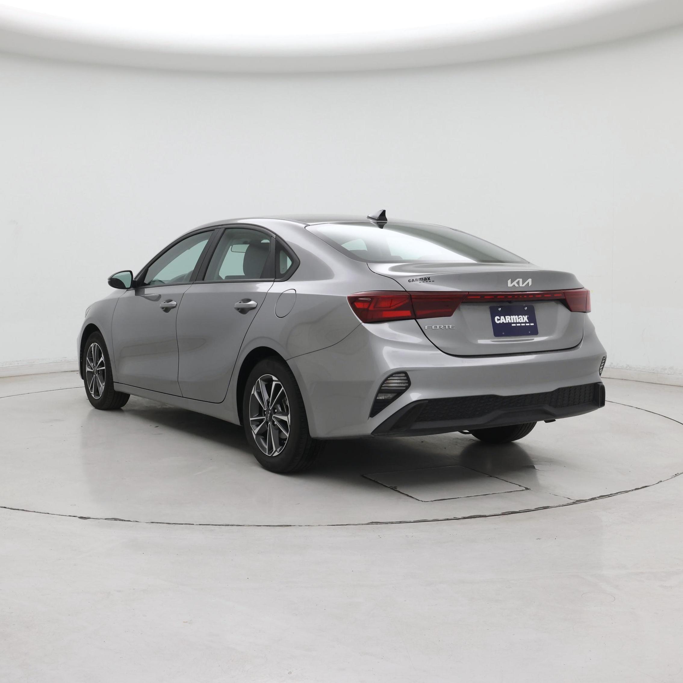 Thumbnail: 2024 Kia Forte - 2