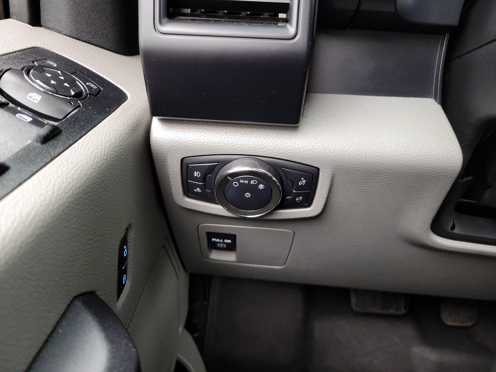 Thumbnail: 2020 Ford F-150 - 13