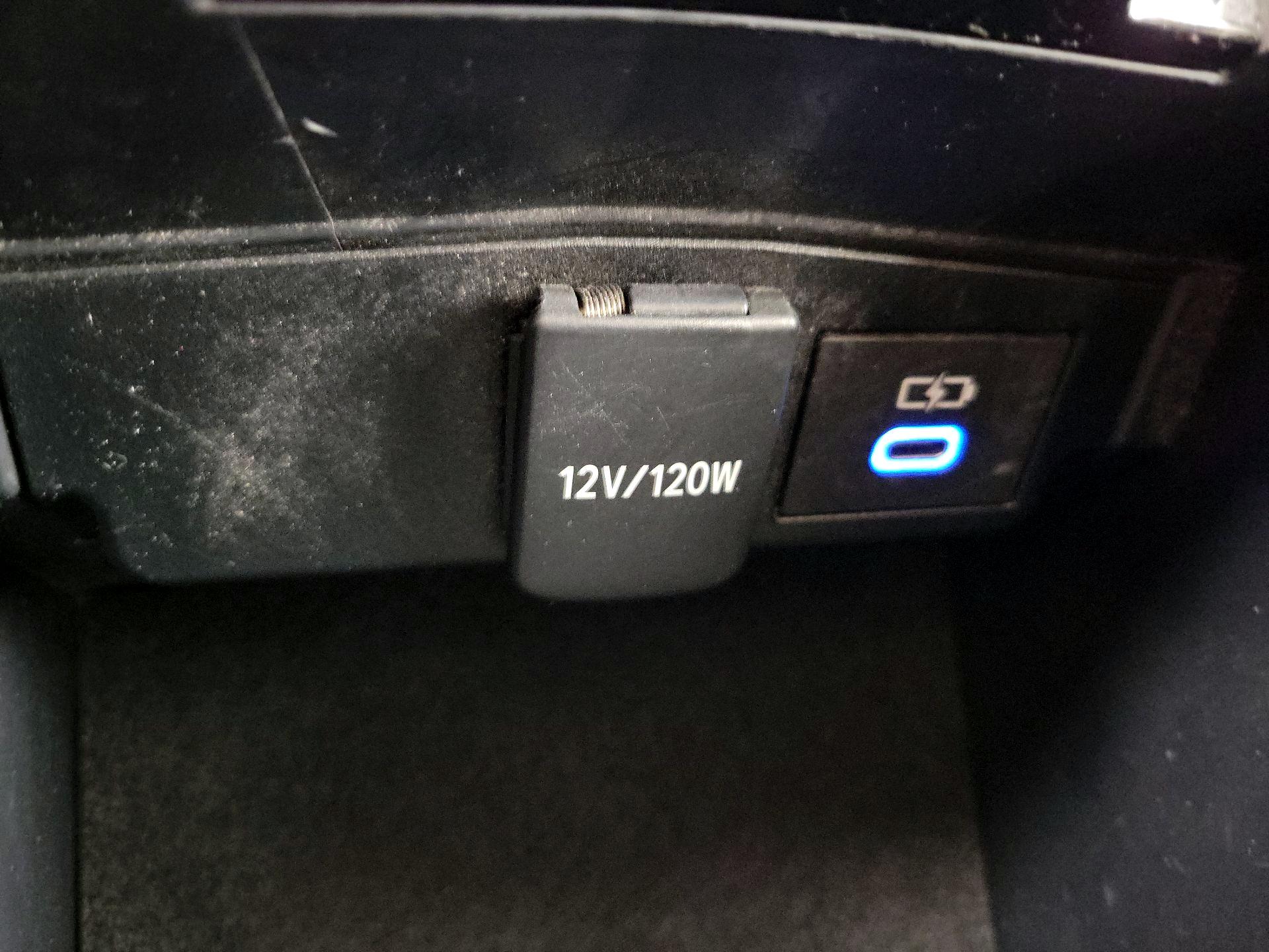 Thumbnail: 2022 Toyota Corolla - 18