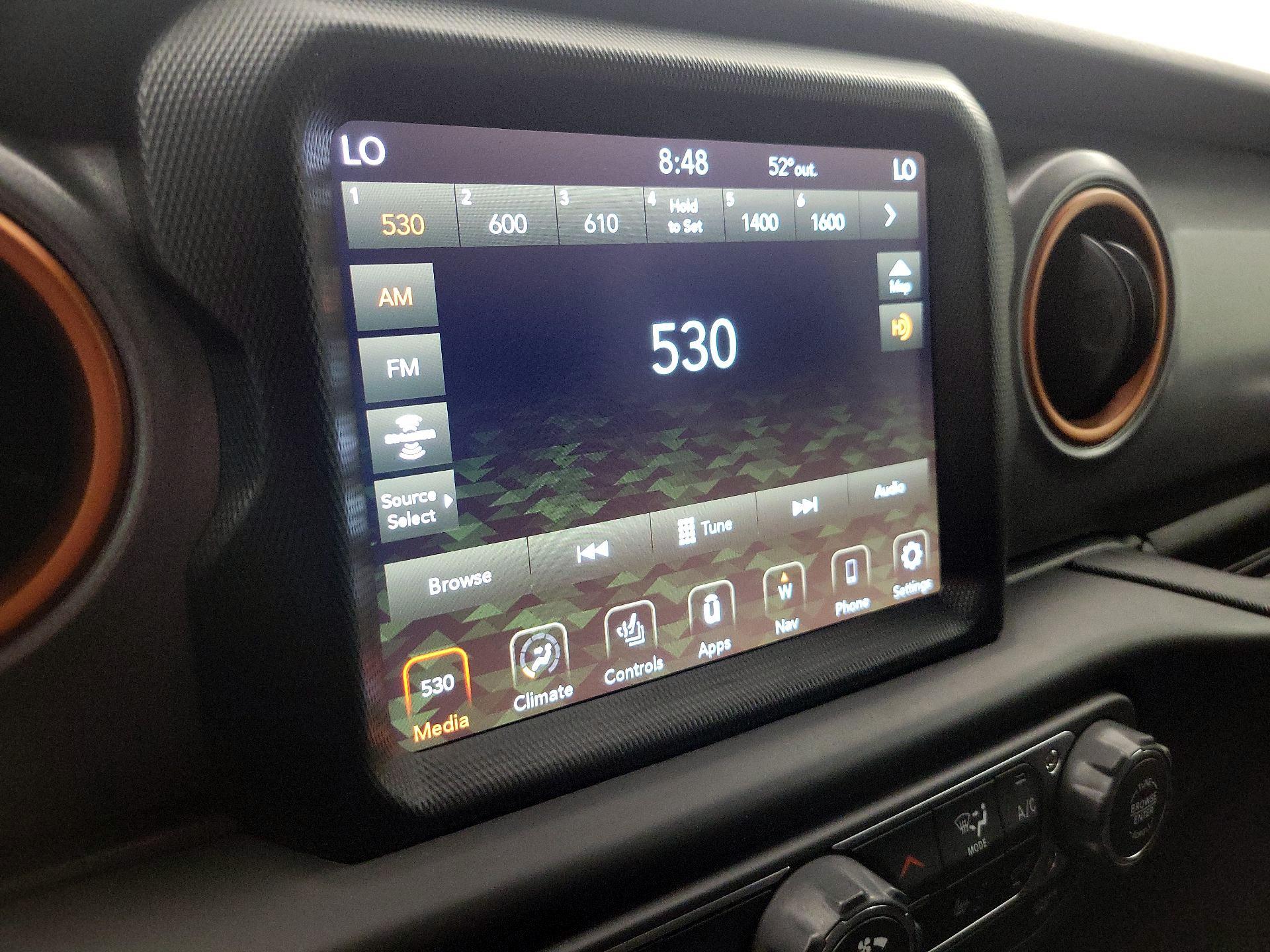 Thumbnail: 2022 Jeep Gladiator - 16